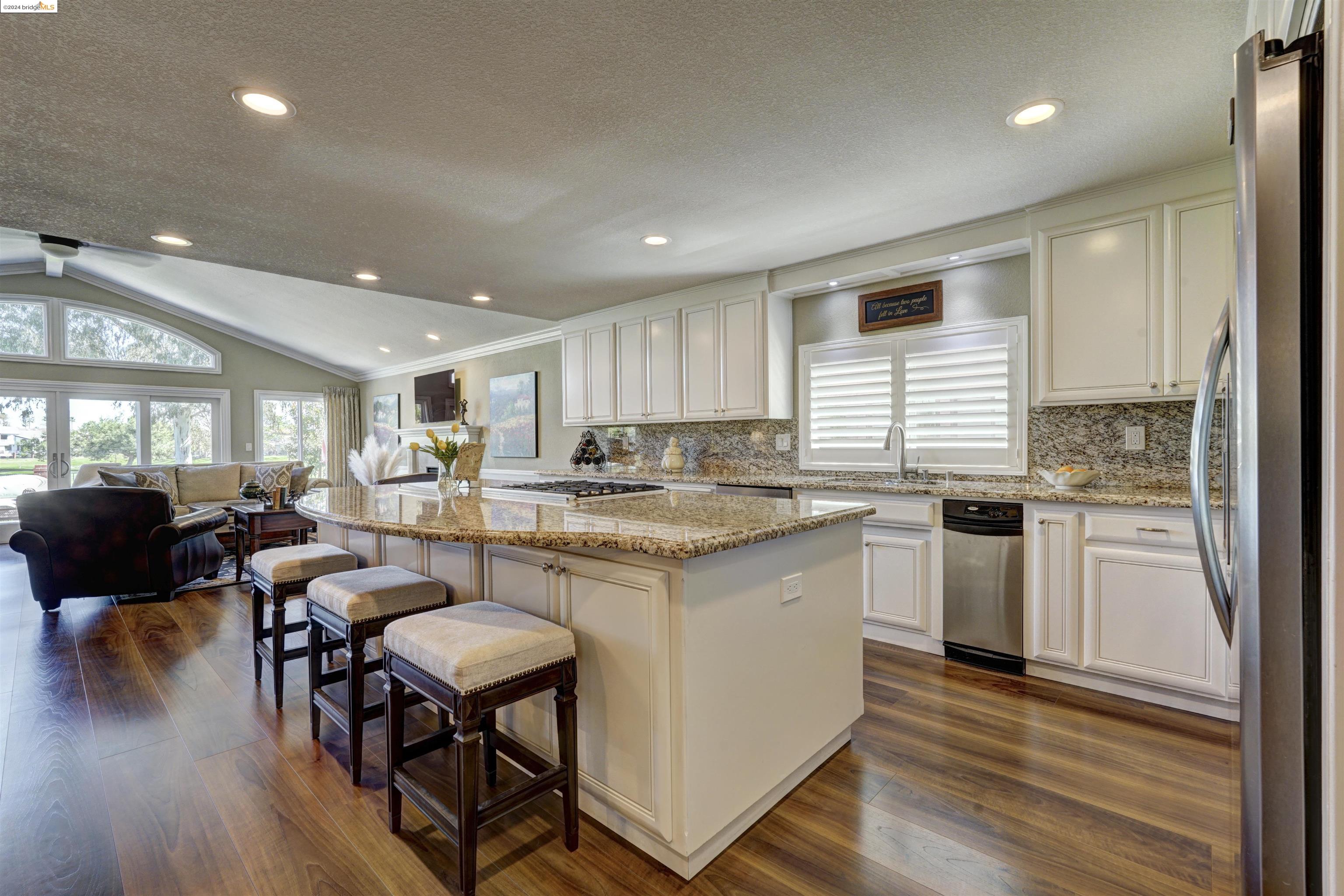 5531 Lanai Ct