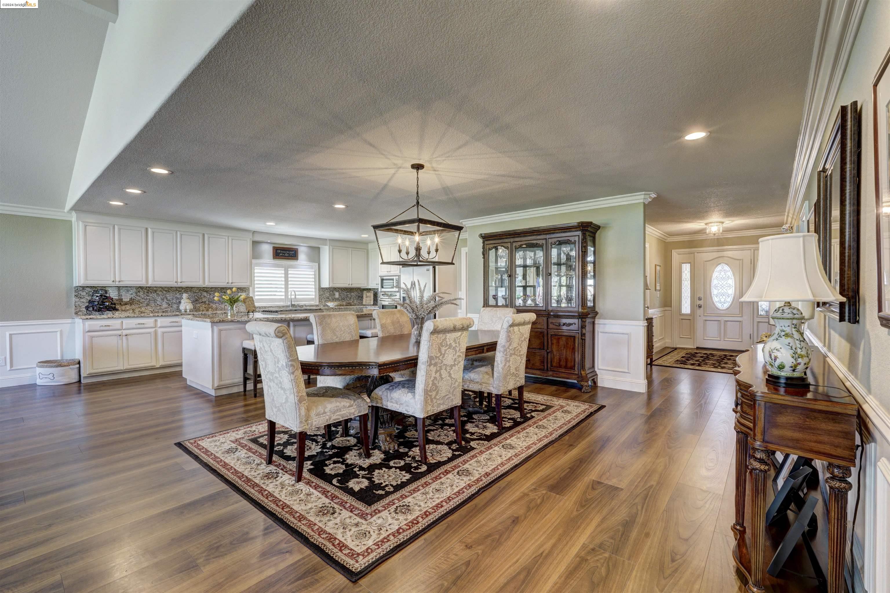 5531 Lanai Ct