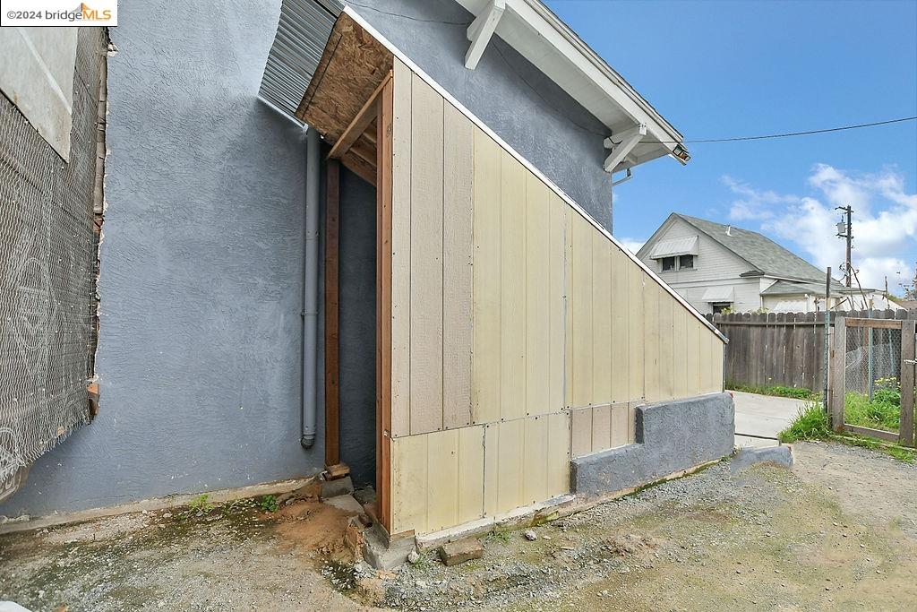 119 Star St