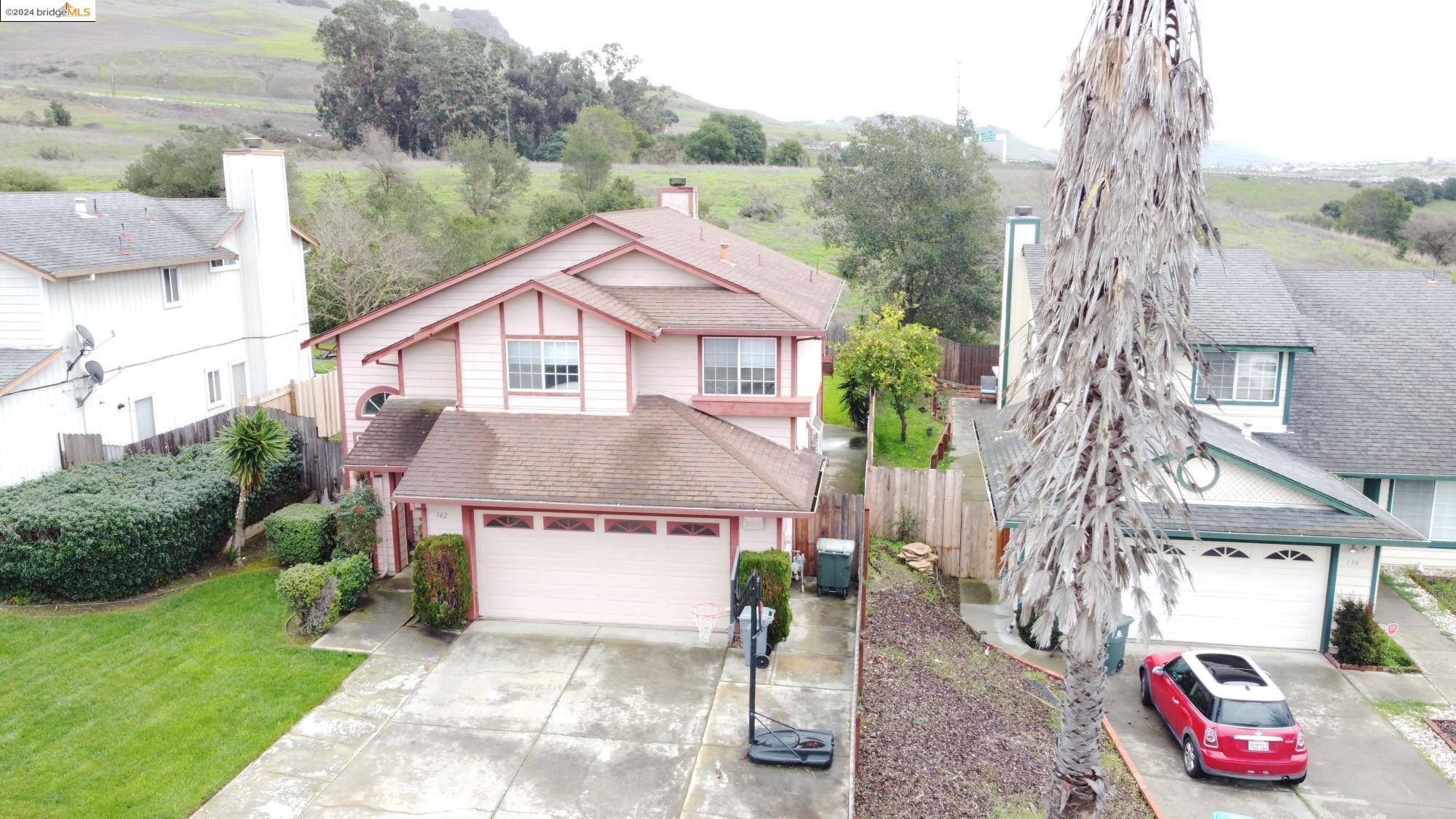 142 Vanessa St