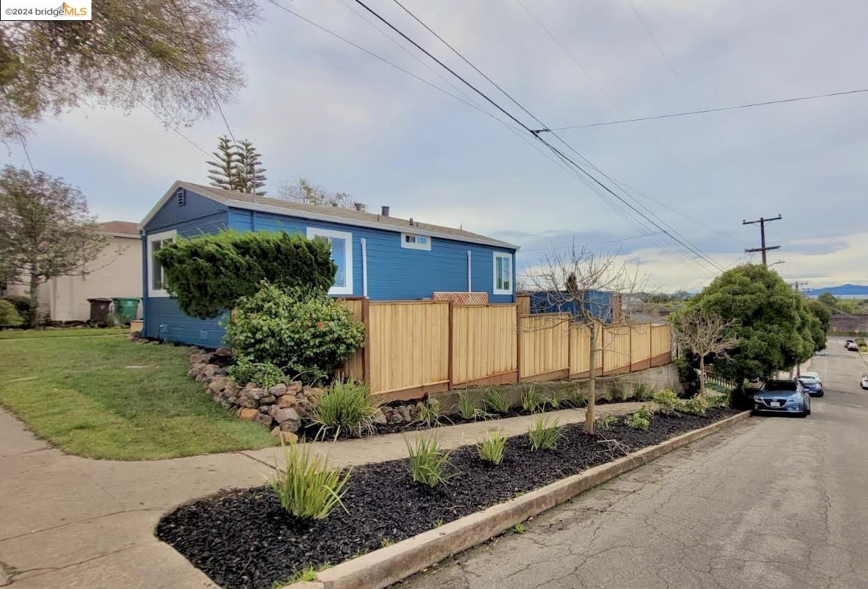 2001 San Mateo