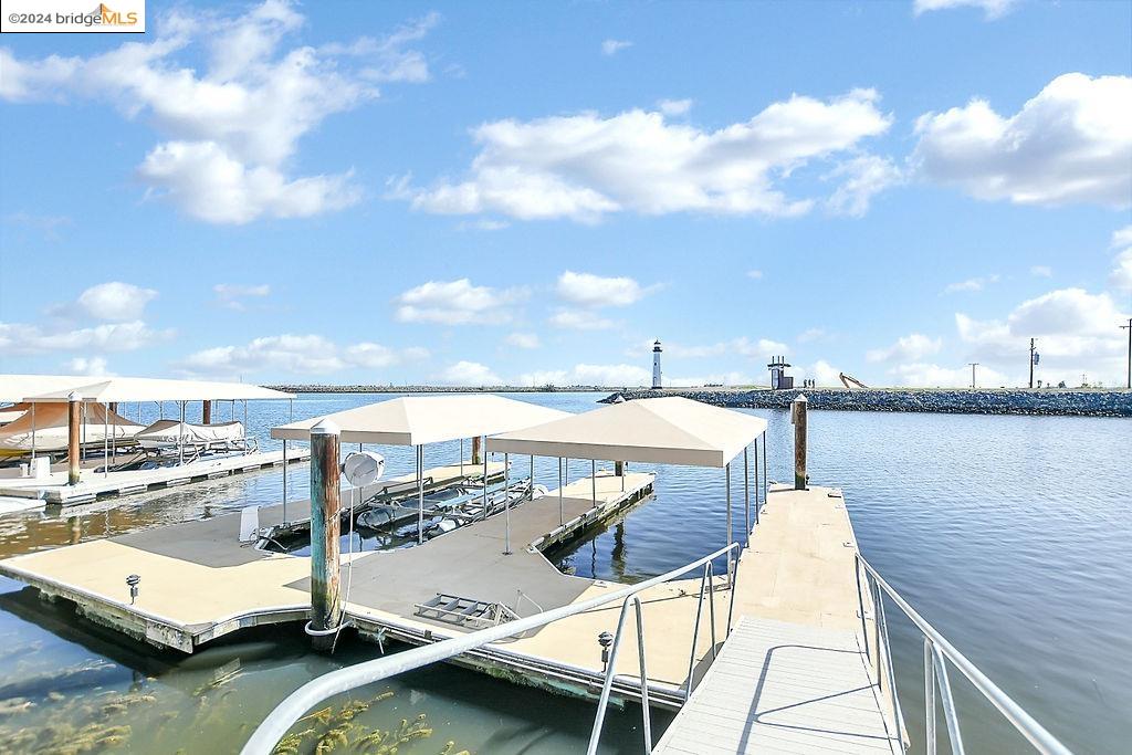 60 Discovery Bay Blvd