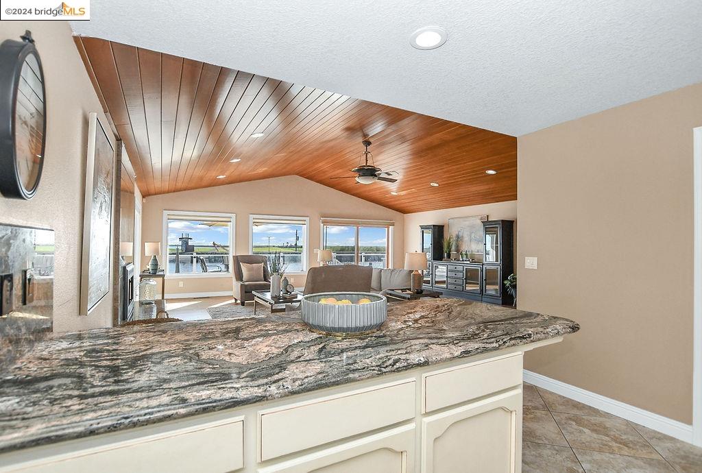60 Discovery Bay Blvd