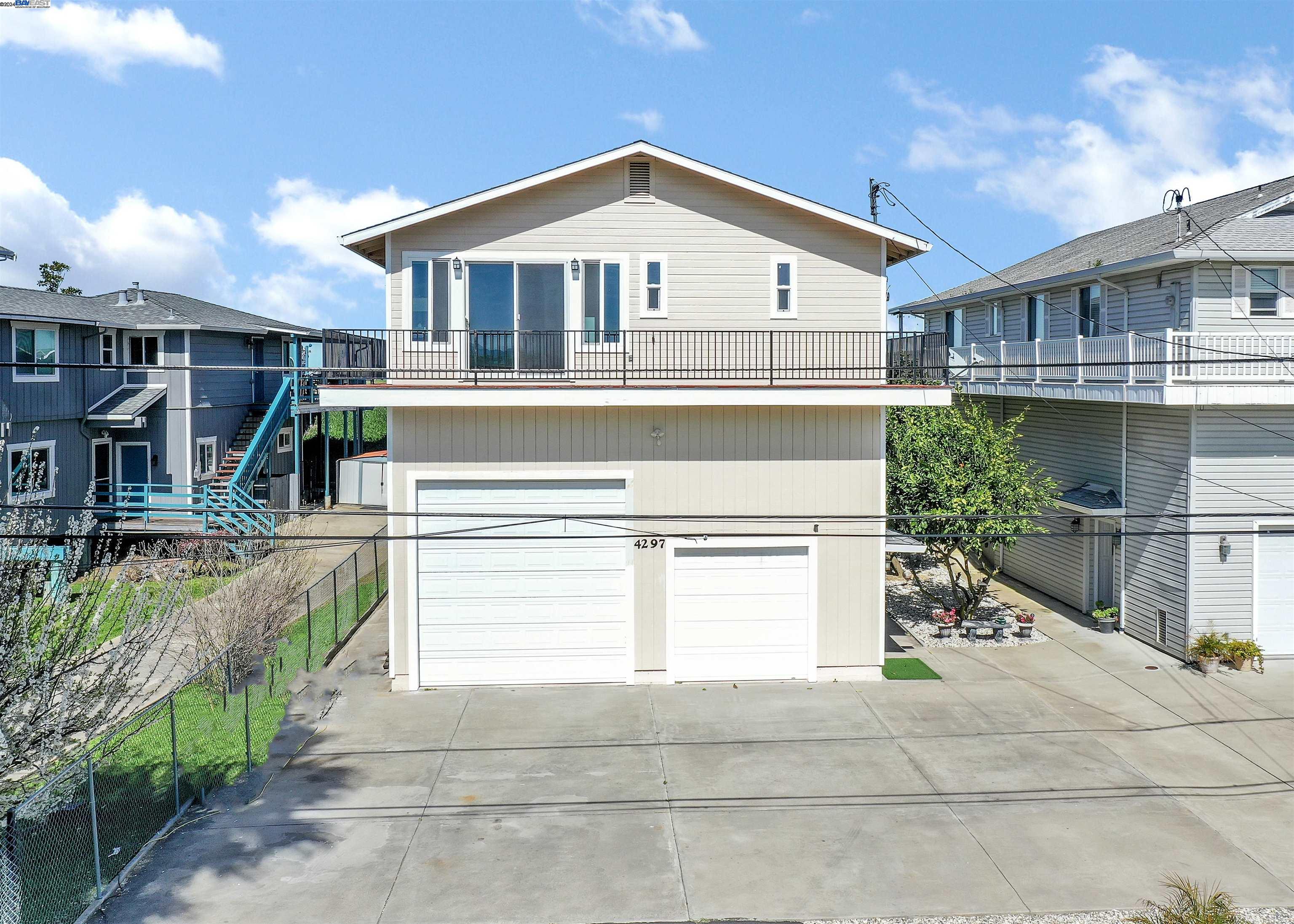 4297 Willow Rd
