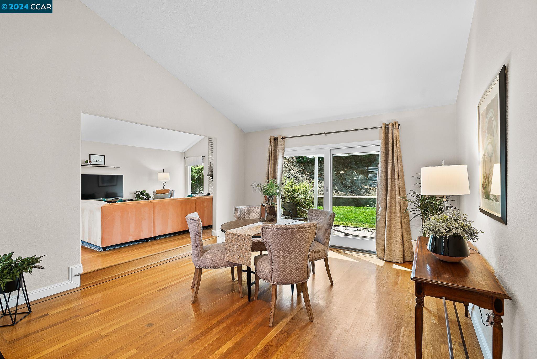 4304 Saint Paul Cir