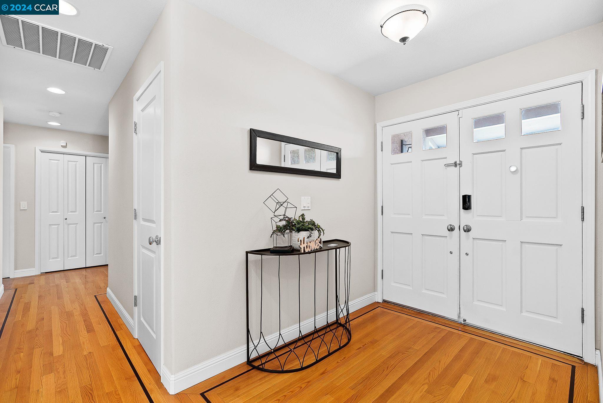 4304 Saint Paul Cir