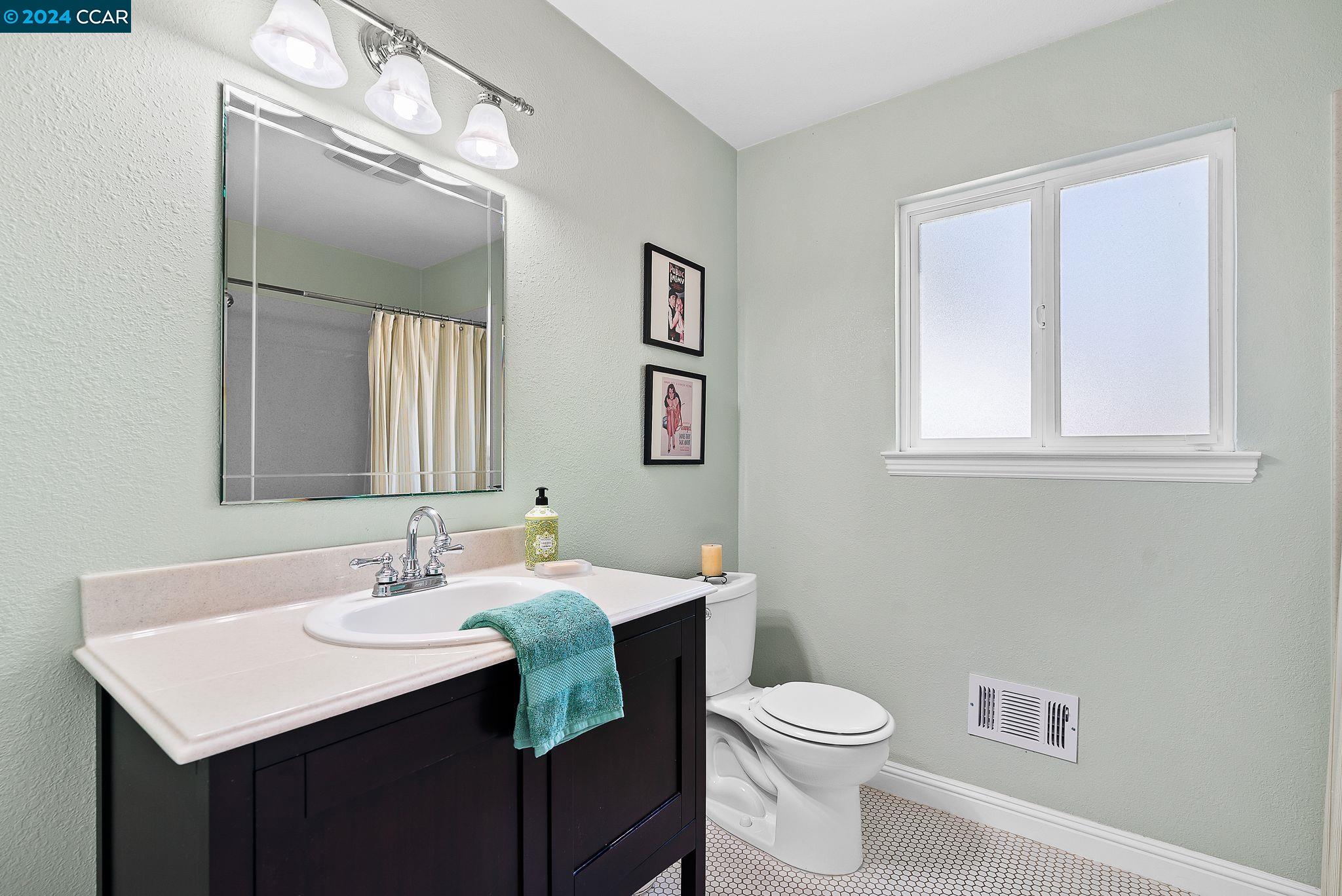 4304 Saint Paul Cir