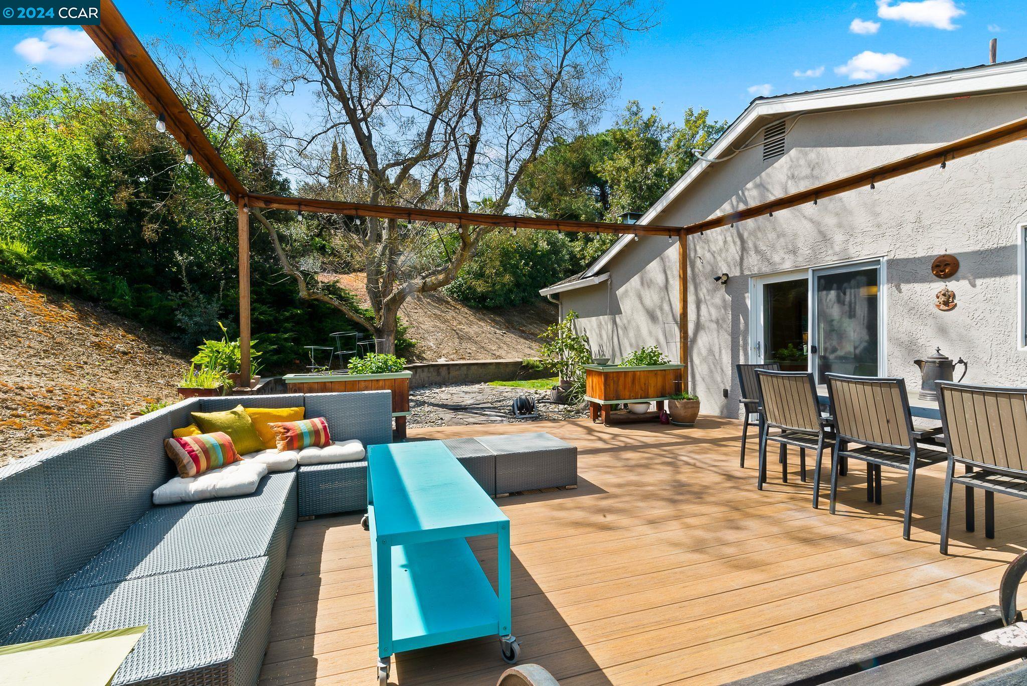 4304 Saint Paul Cir