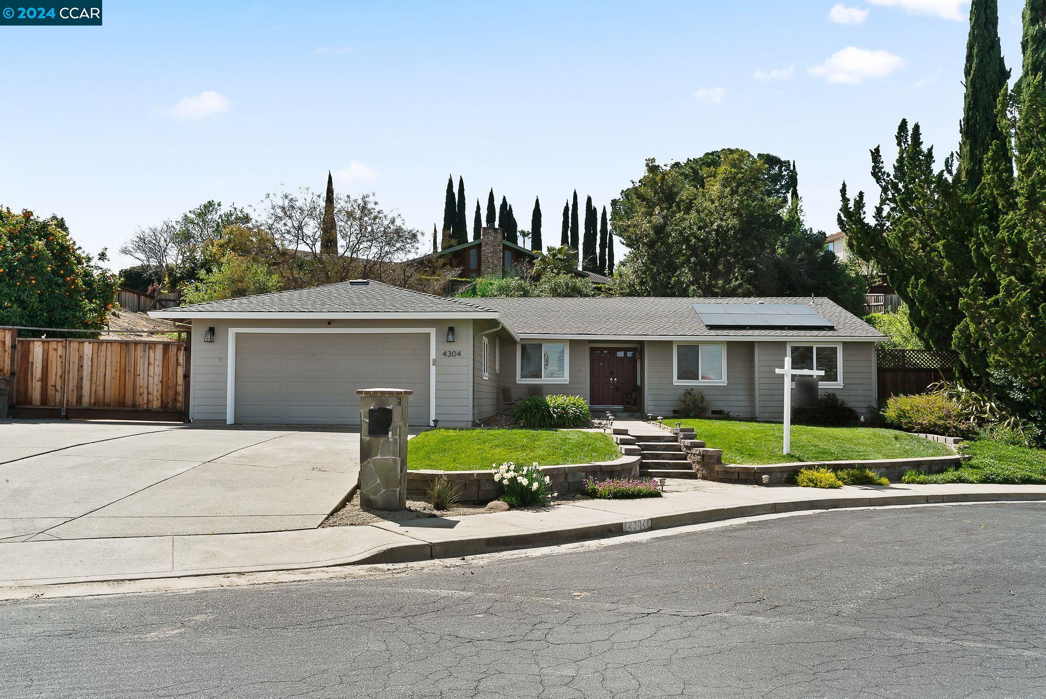 4304 Saint Paul Cir