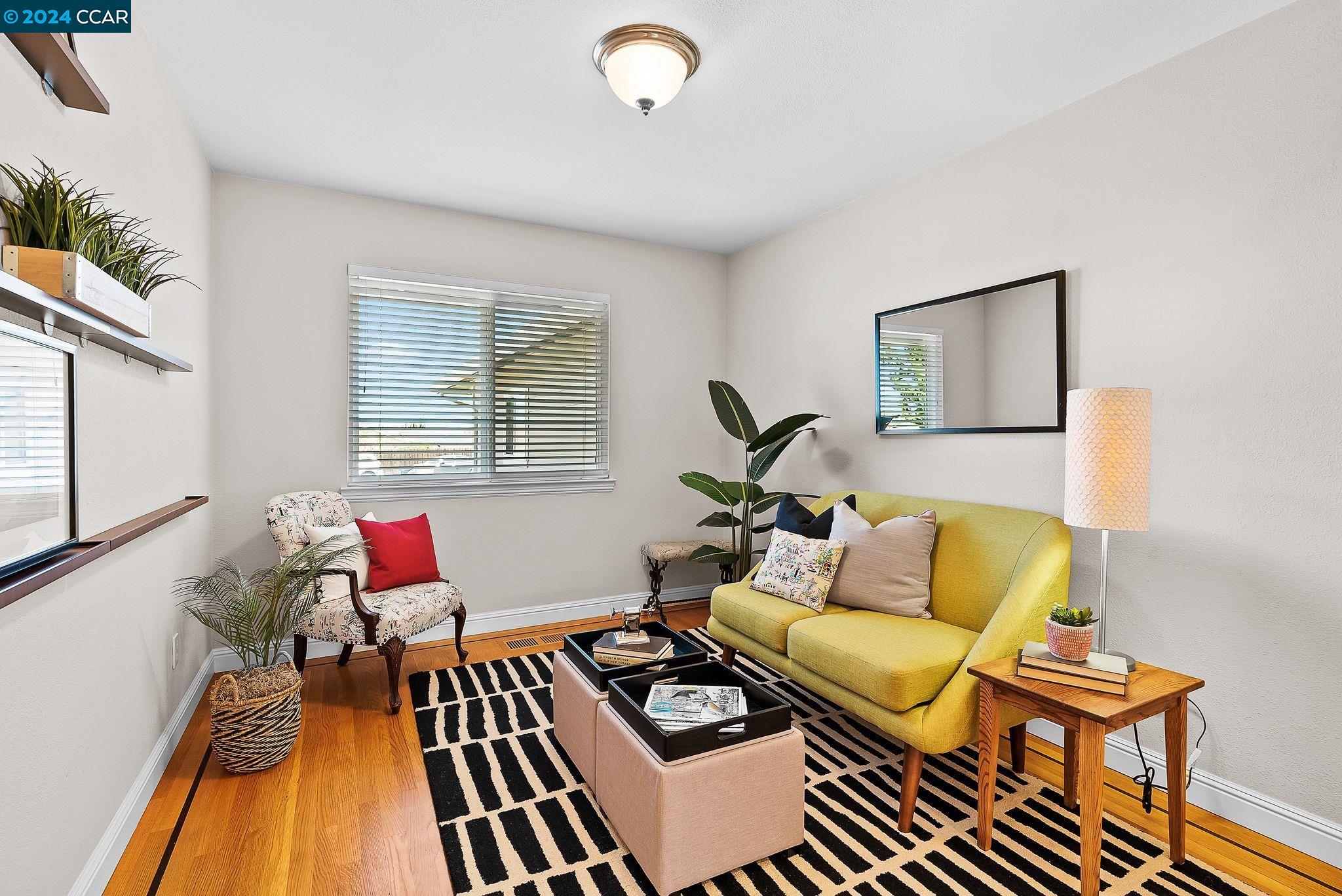 4304 Saint Paul Cir