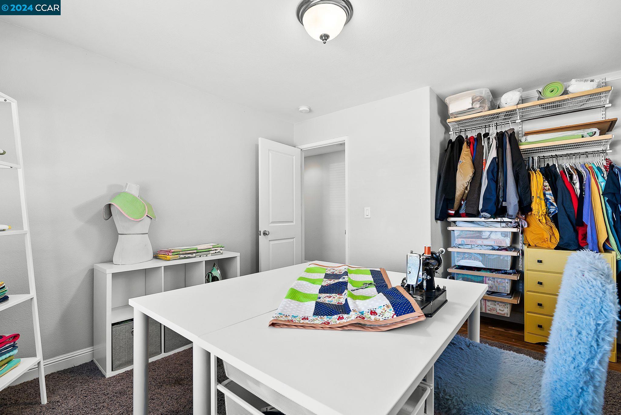 4304 Saint Paul Cir