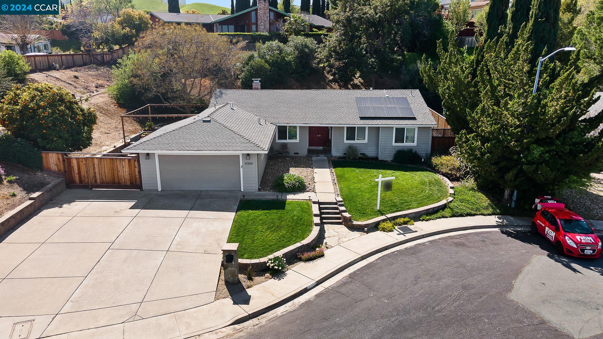 4304 Saint Paul Cir
