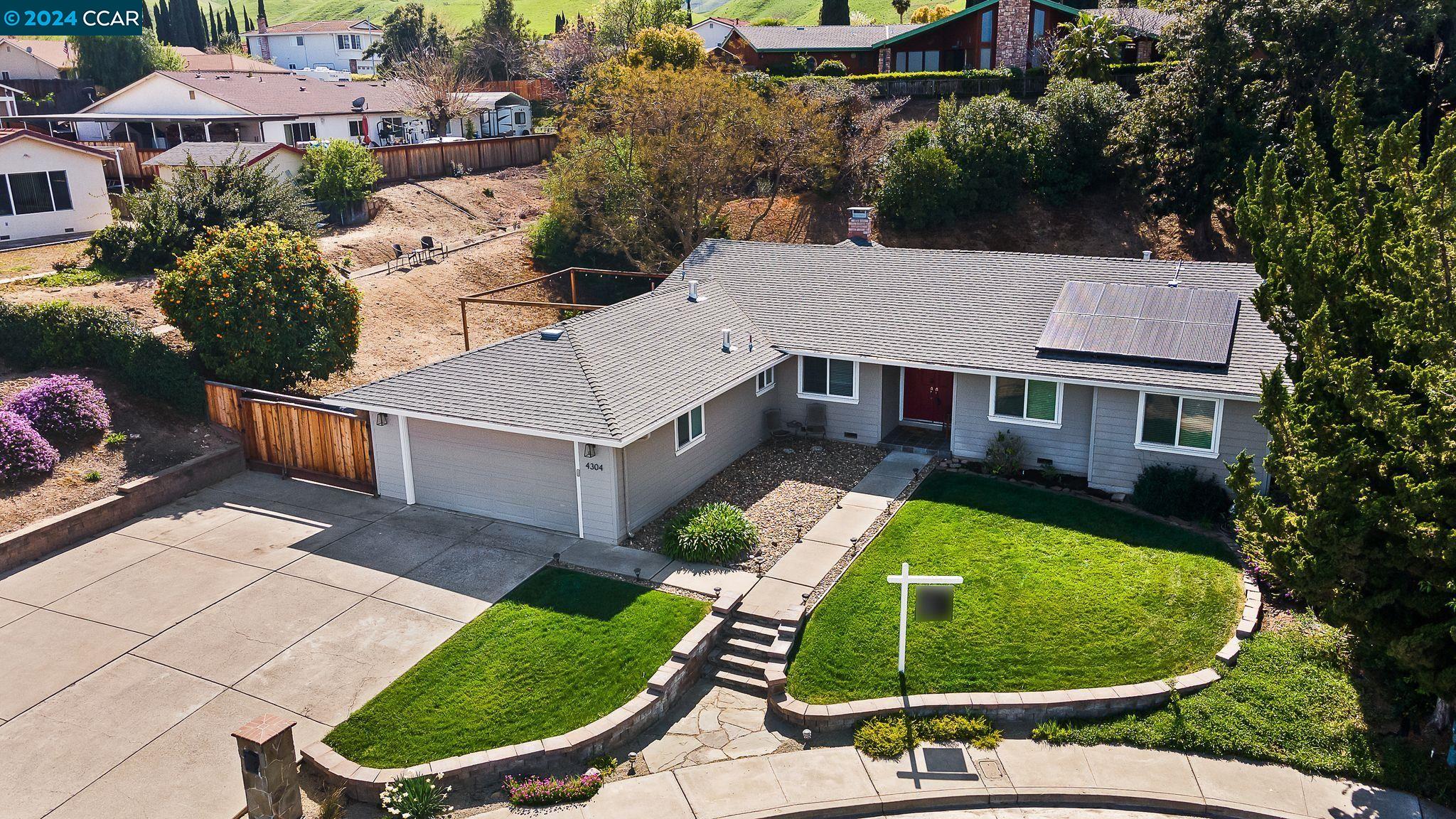 4304 Saint Paul Cir