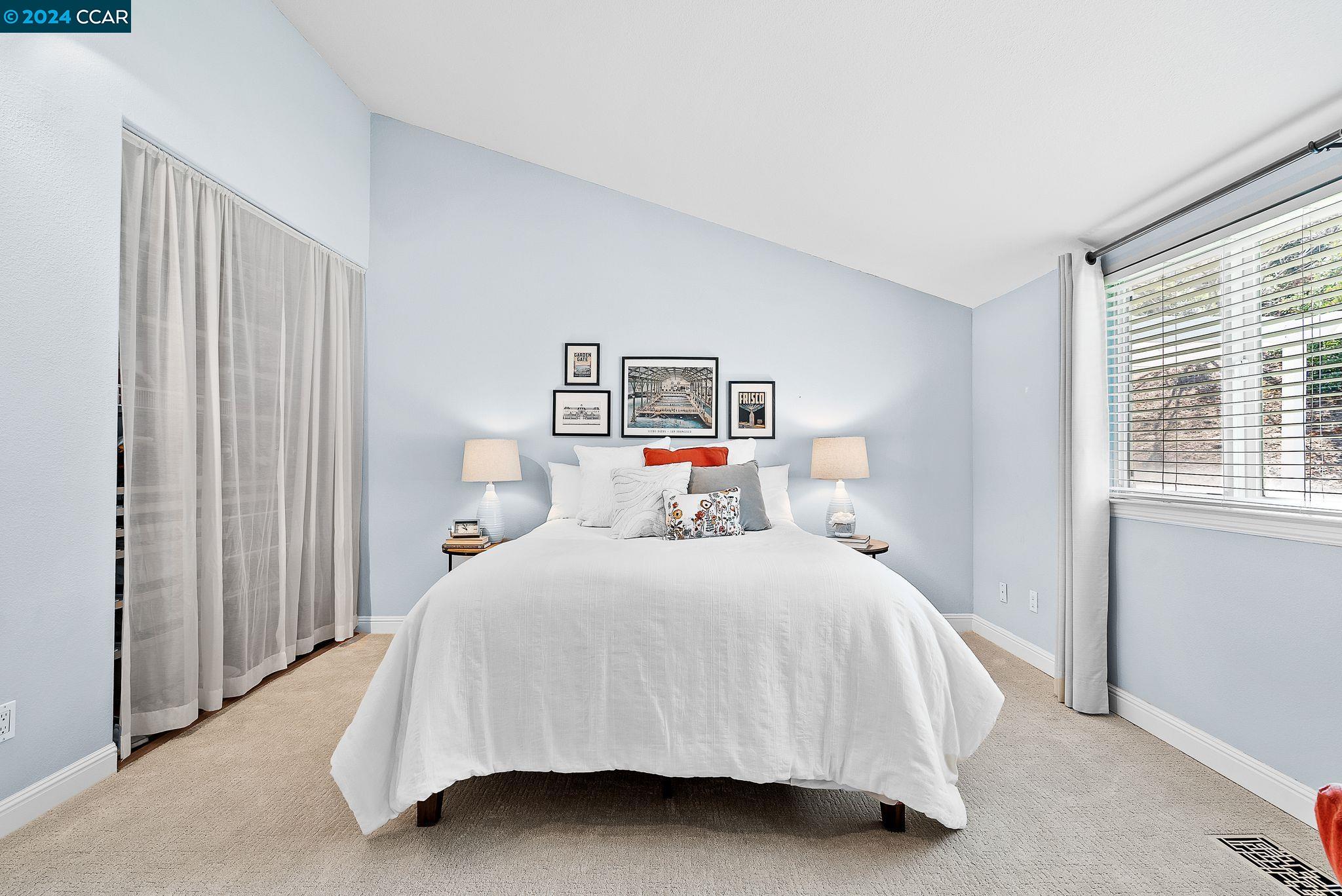 4304 Saint Paul Cir