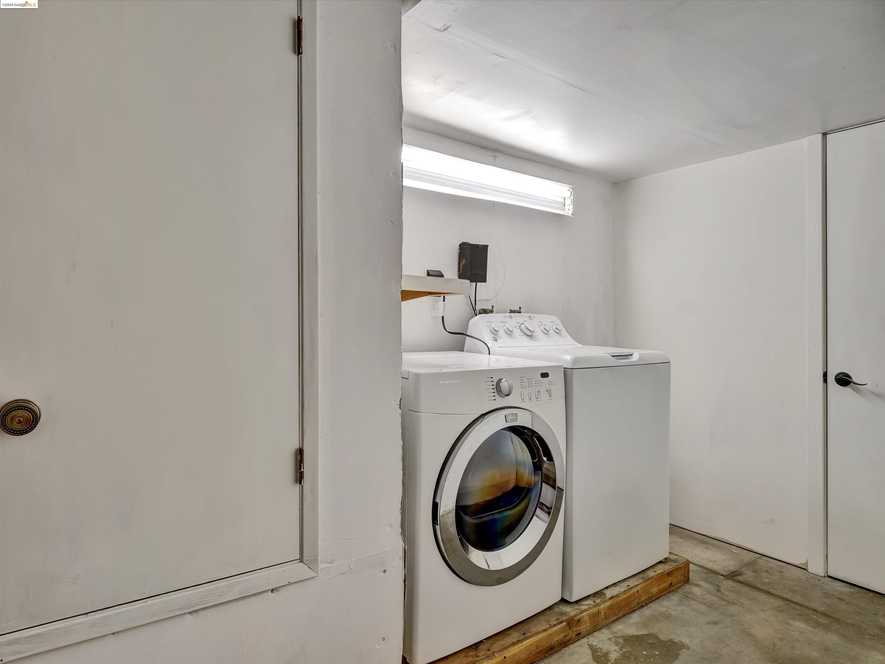 2444 Croyden Ct