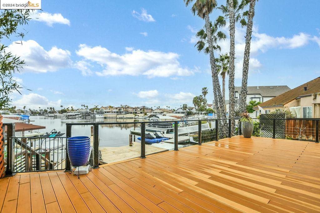 2175 Sand Point Rd