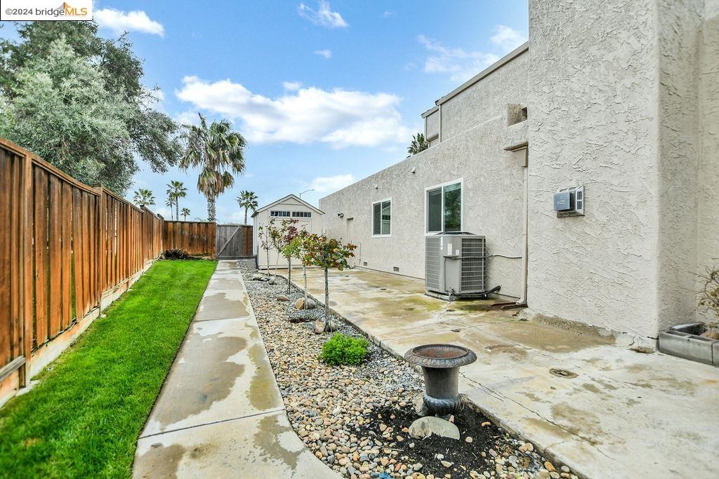2175 Sand Point Rd