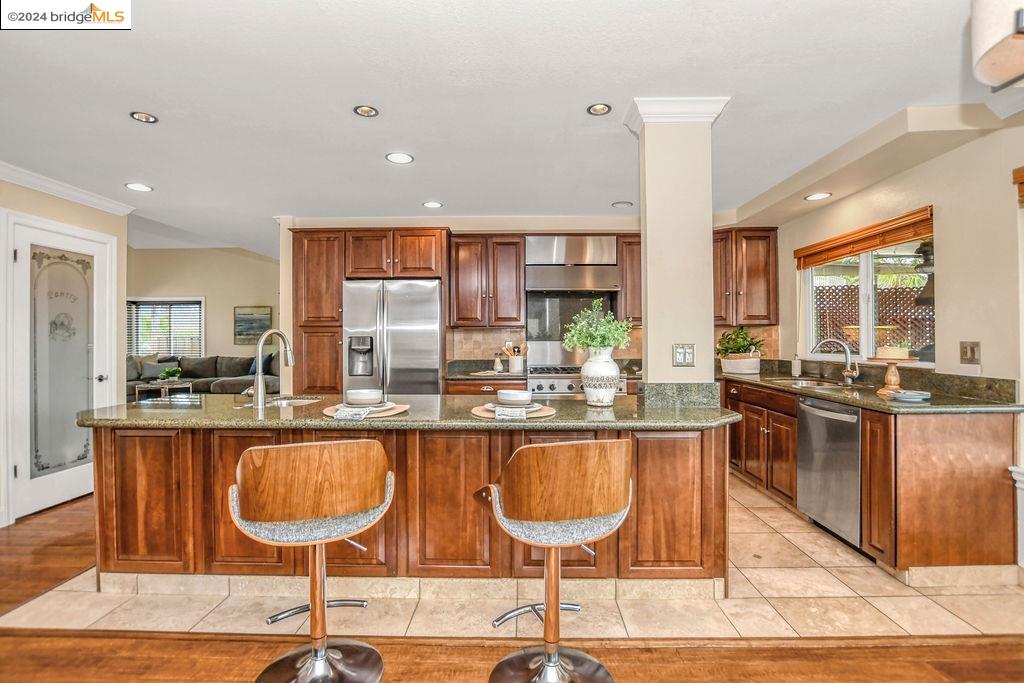 2175 Sand Point Rd