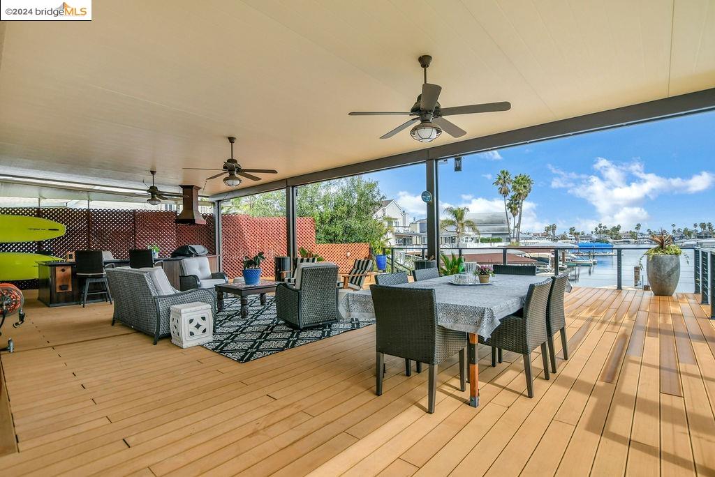 2175 Sand Point Rd
