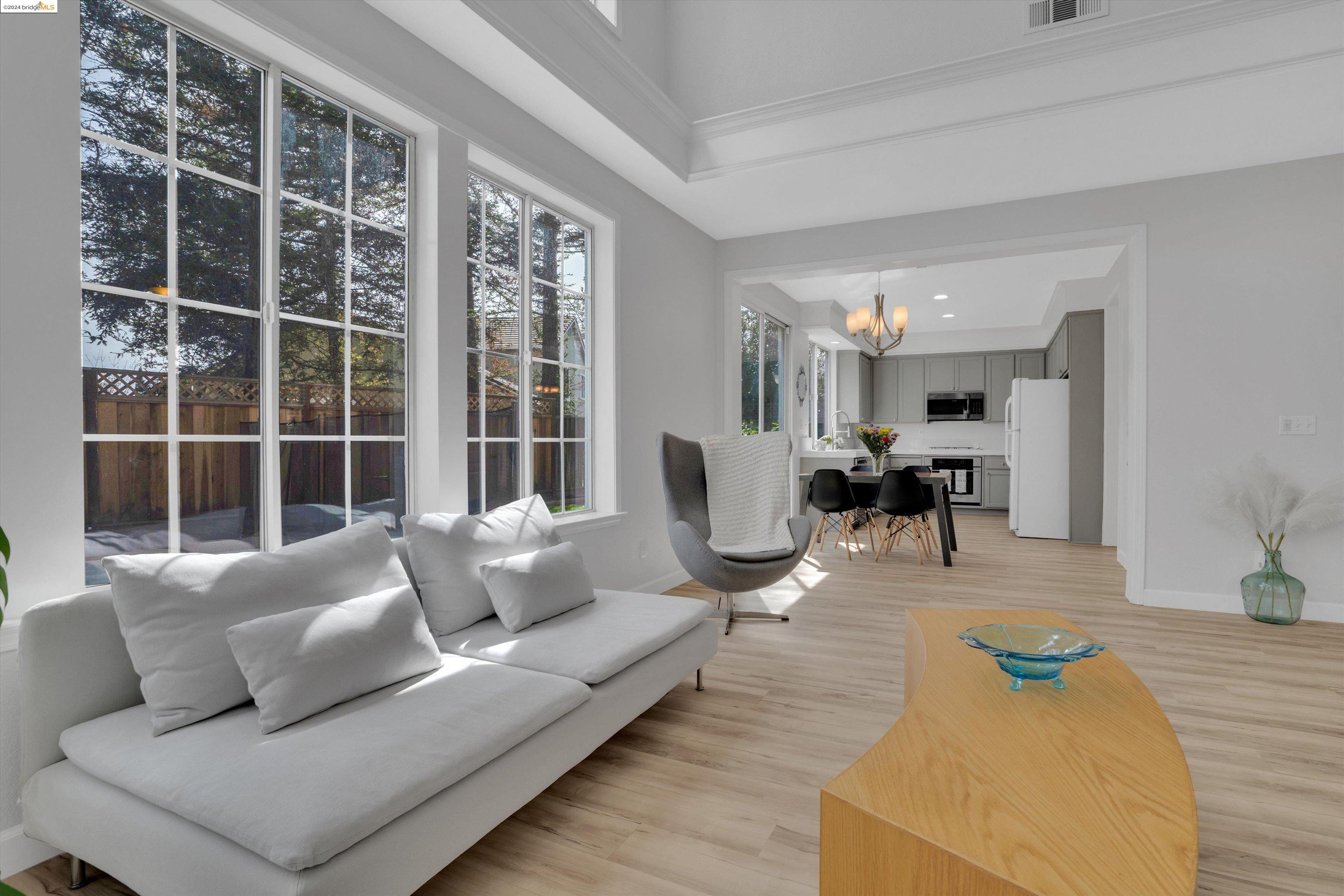 144 Canfield Ct