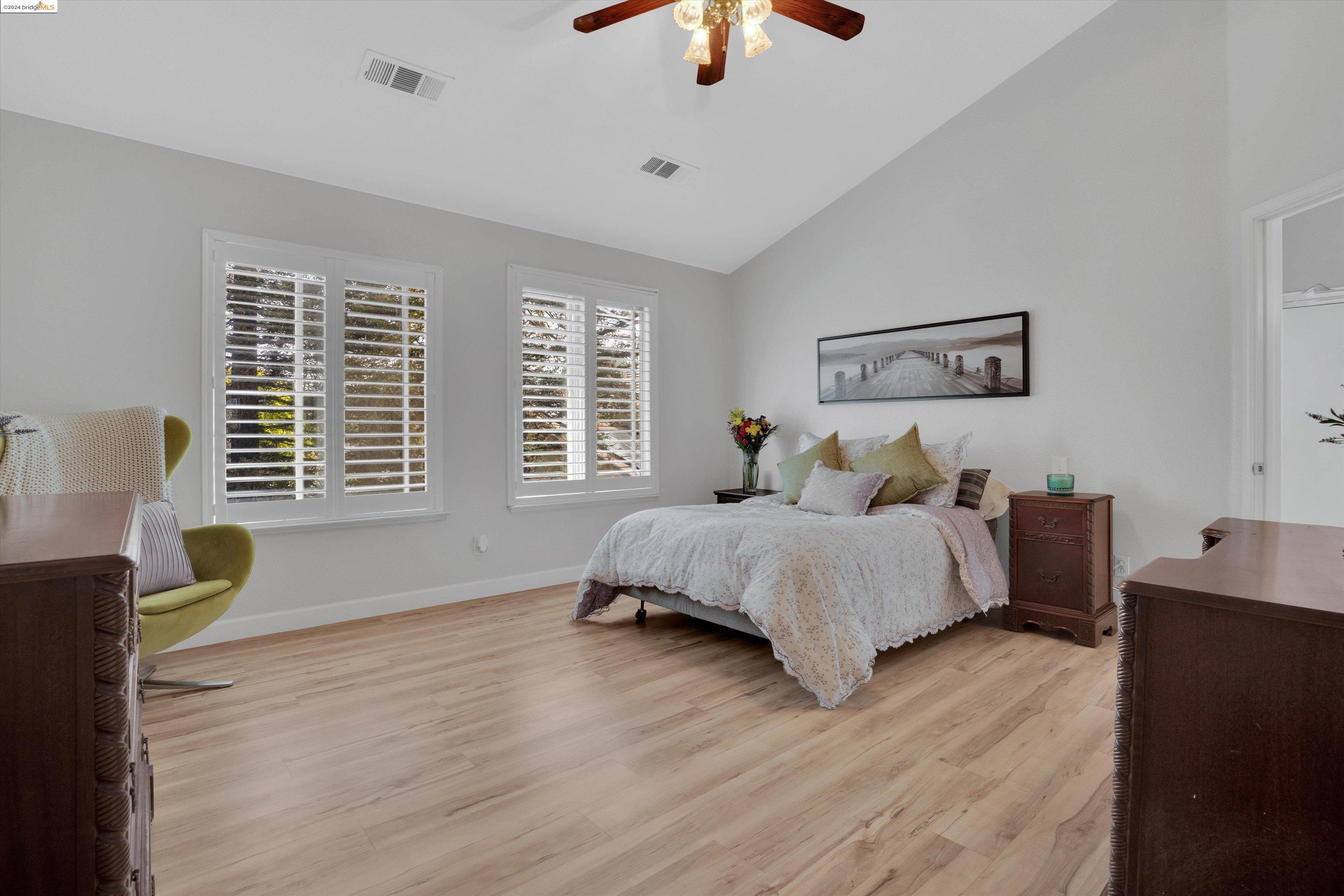 144 Canfield Ct