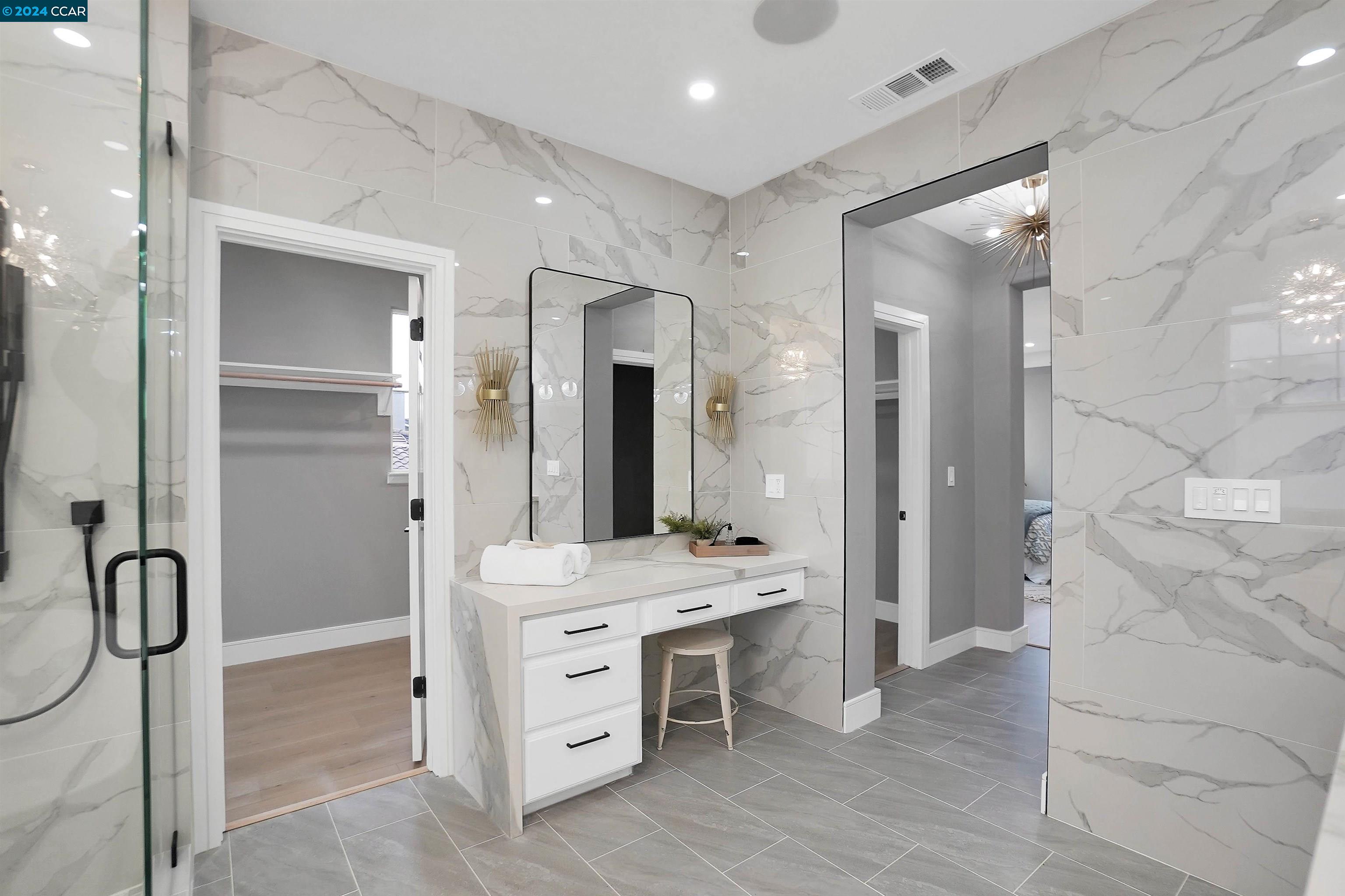 307 Mondavi Ln