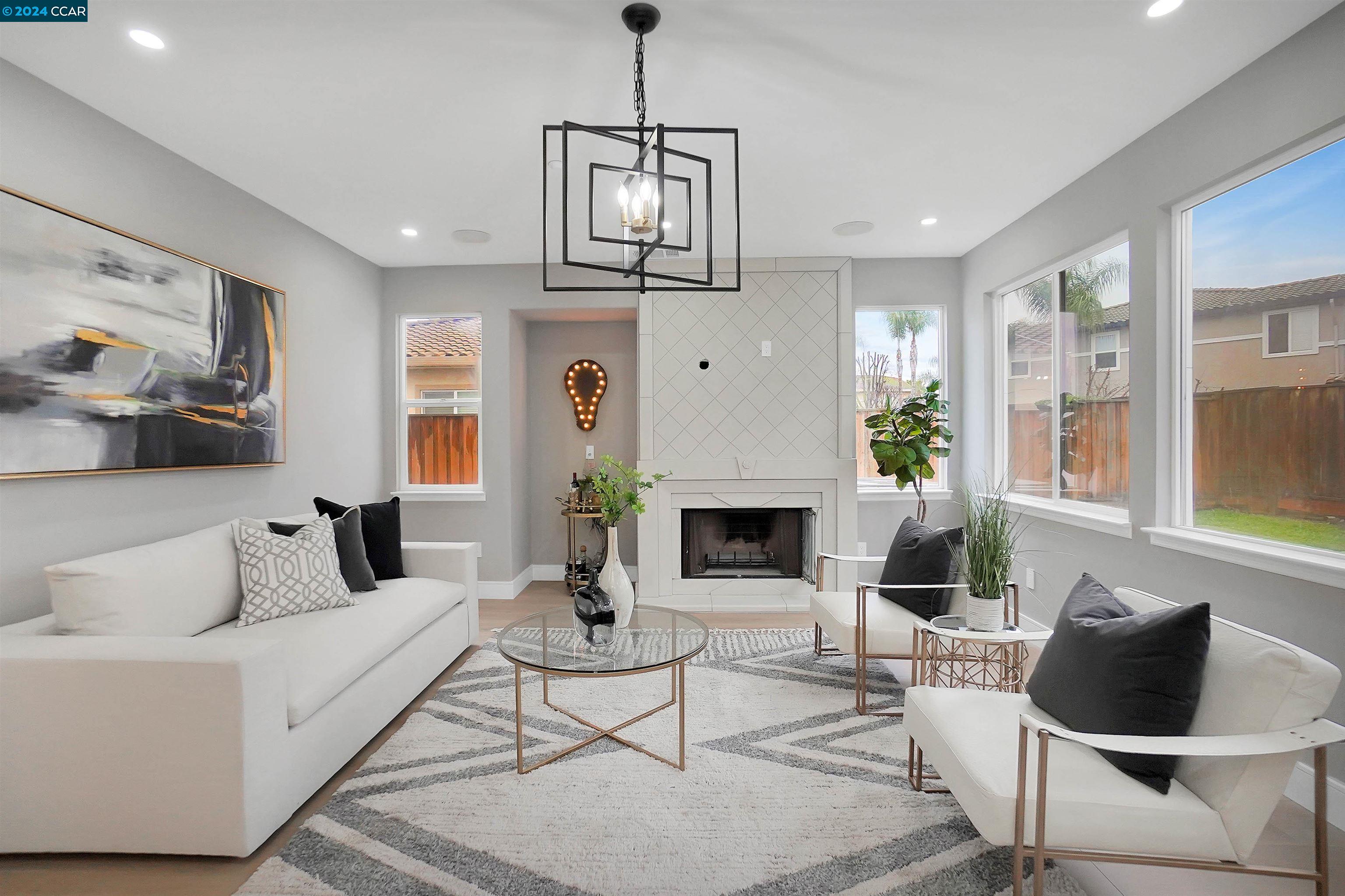 307 Mondavi Ln