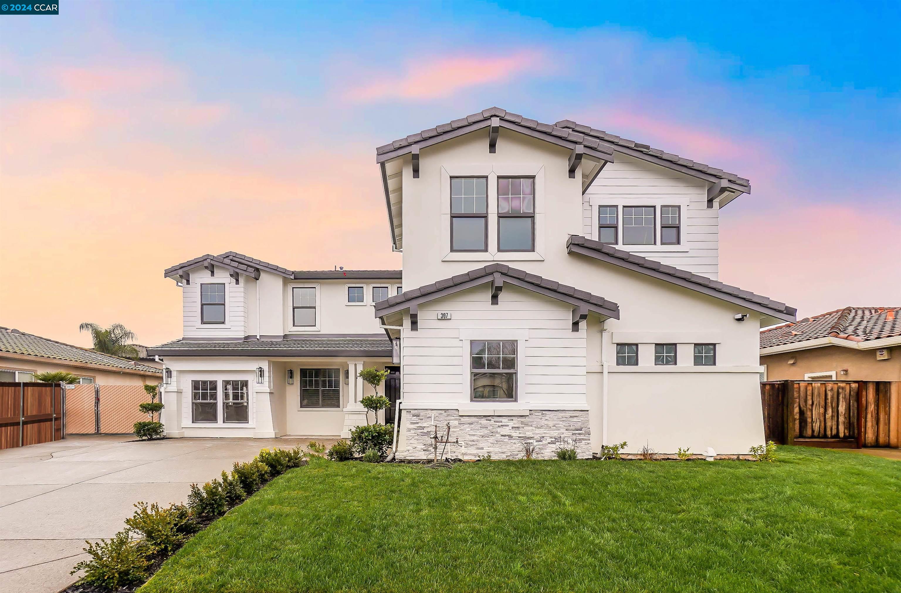 307 Mondavi Ln