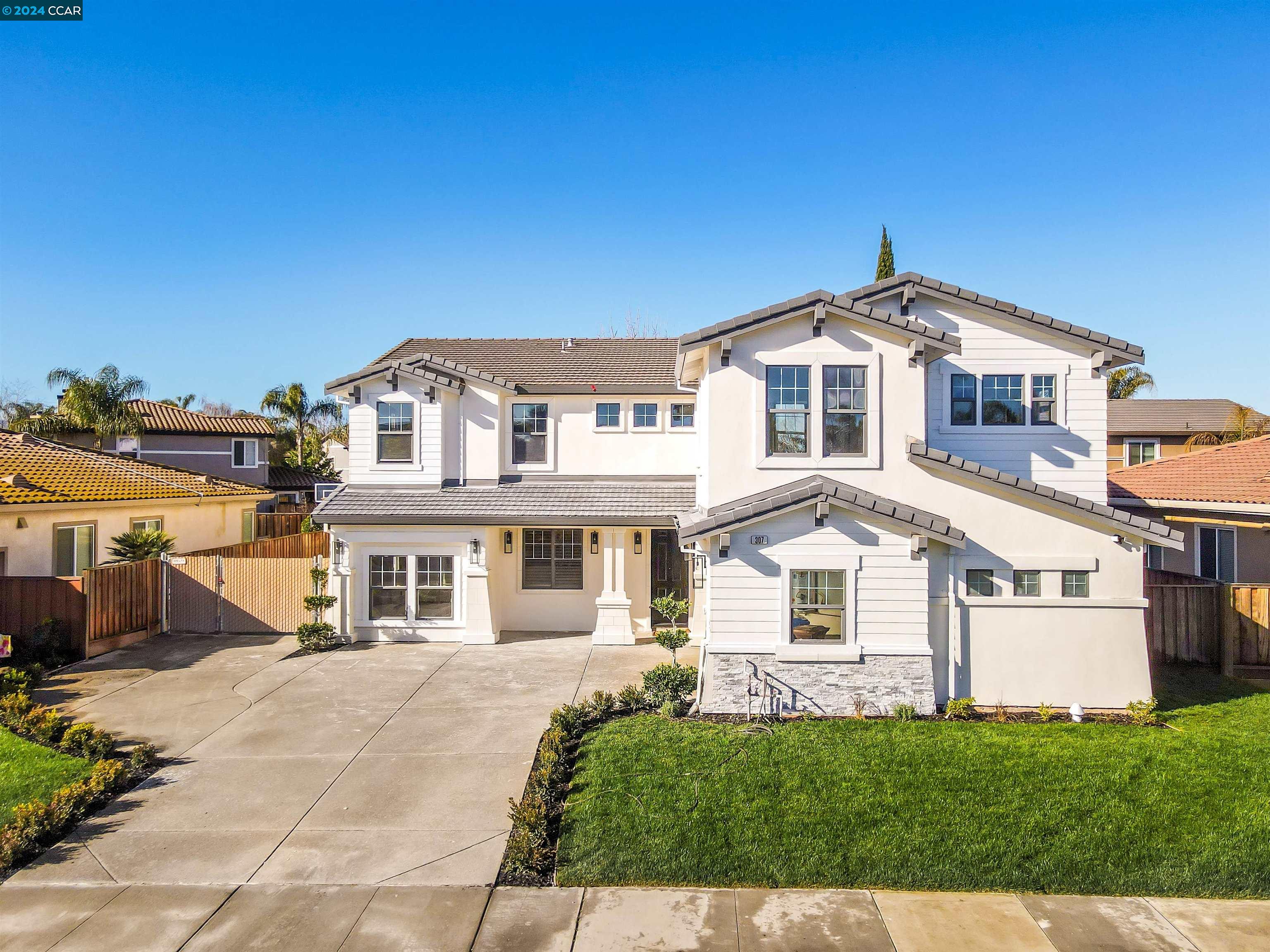307 Mondavi Ln