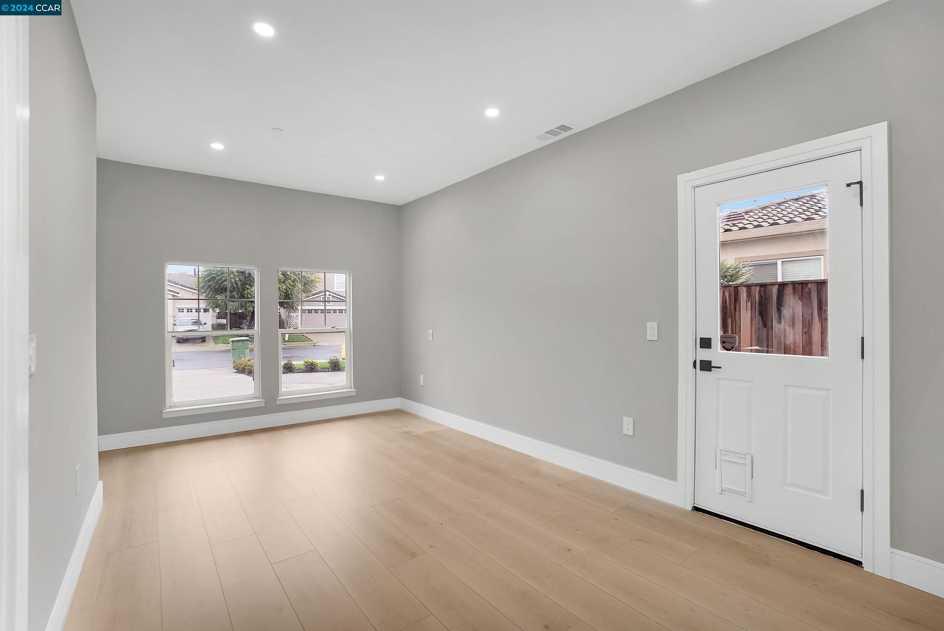 307 Mondavi Ln