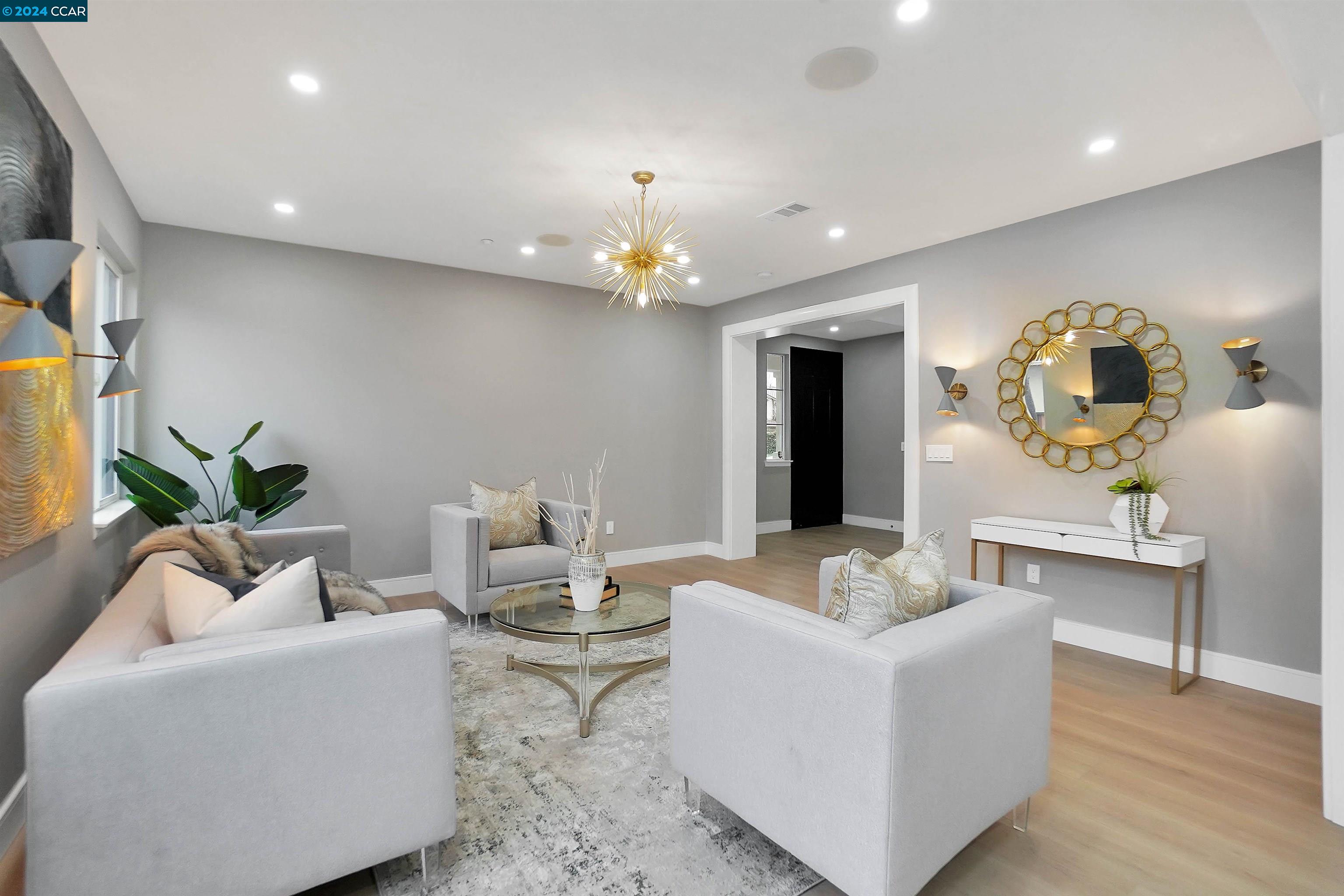307 Mondavi Ln