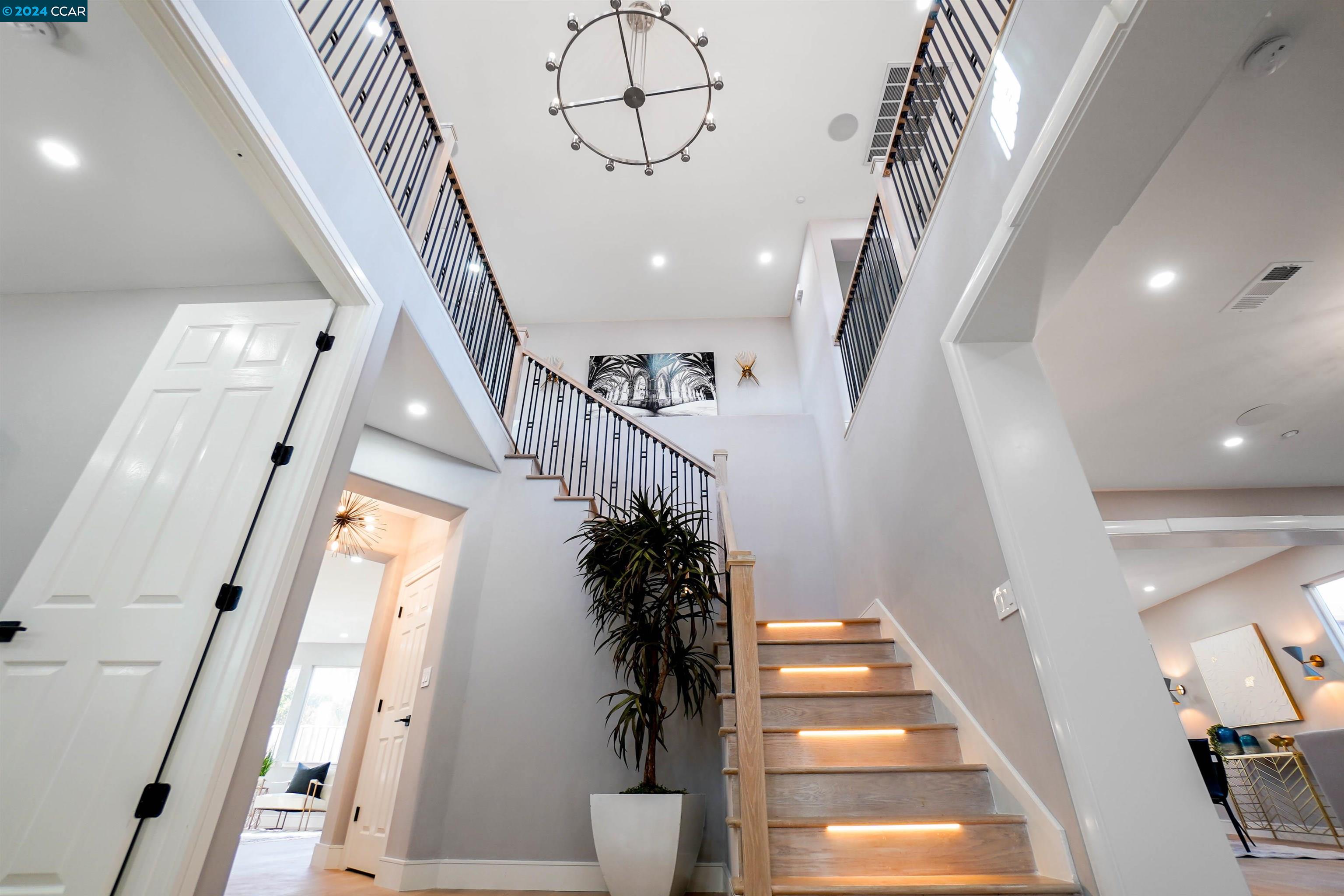 307 Mondavi Ln