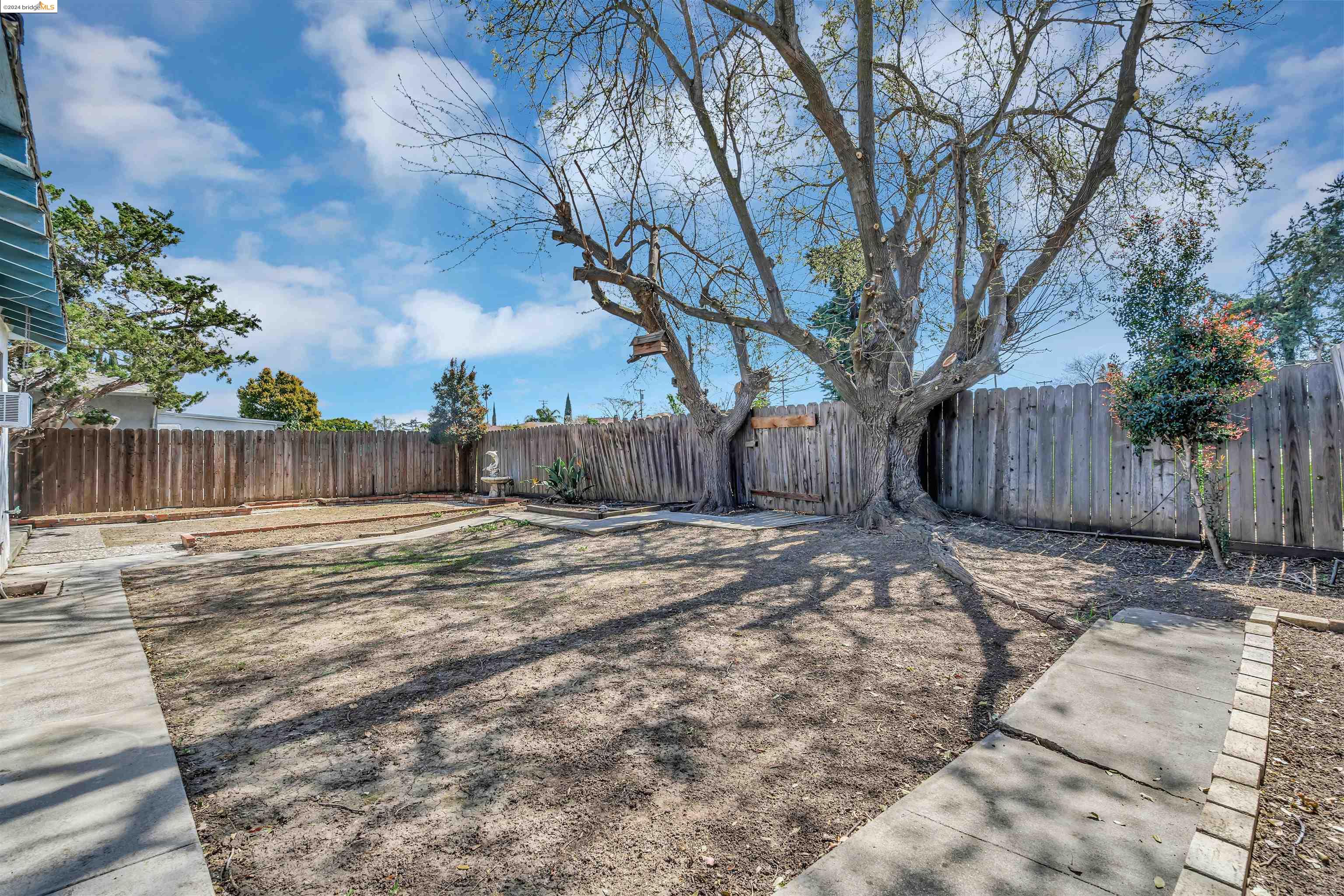 4908 Belle Dr