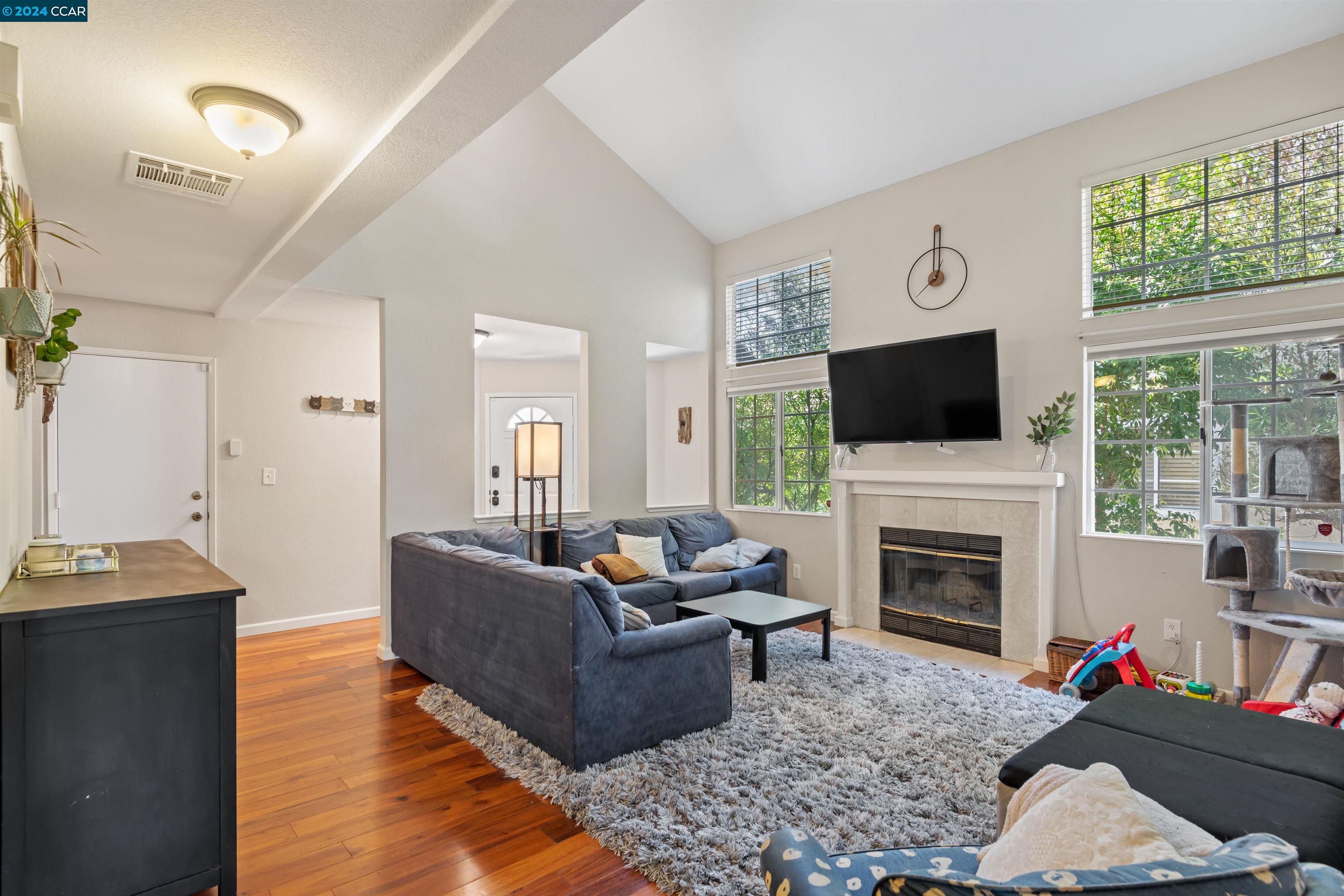 5249 Pebble Glen Dr