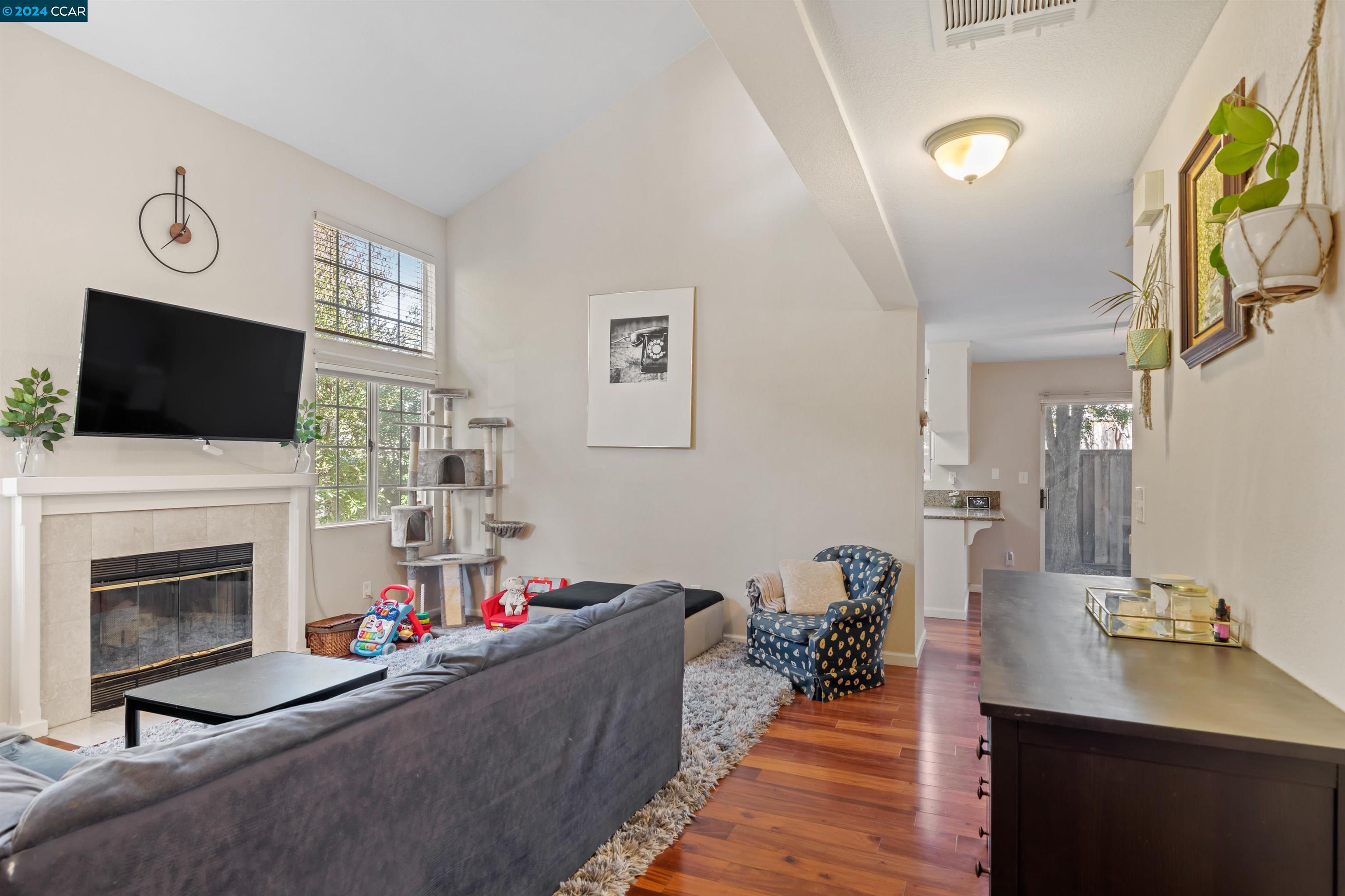 5249 Pebble Glen Dr