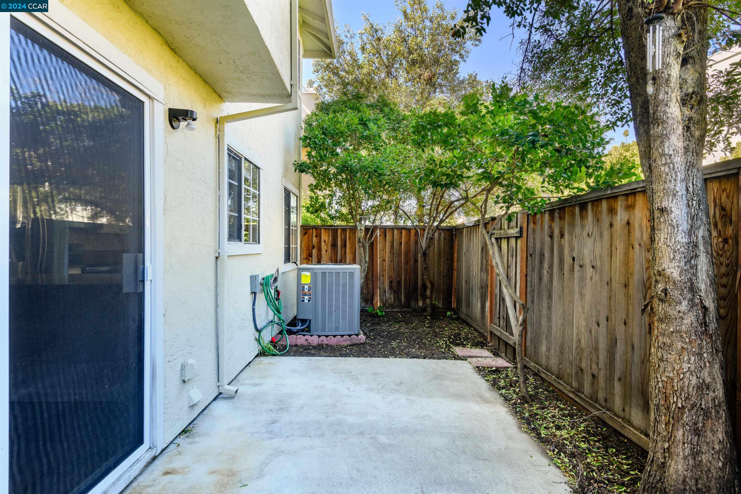 5249 Pebble Glen Dr