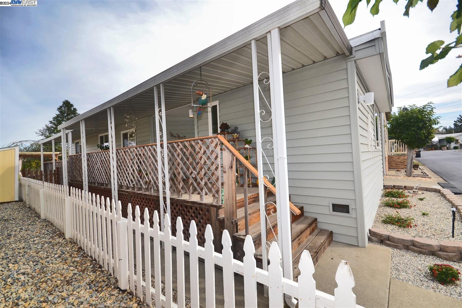 3231 Vineyard Ave., #40 # 40