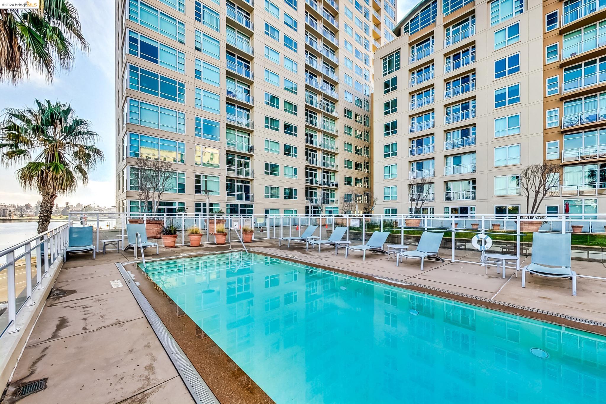 1 LAKESIDE DR # 503