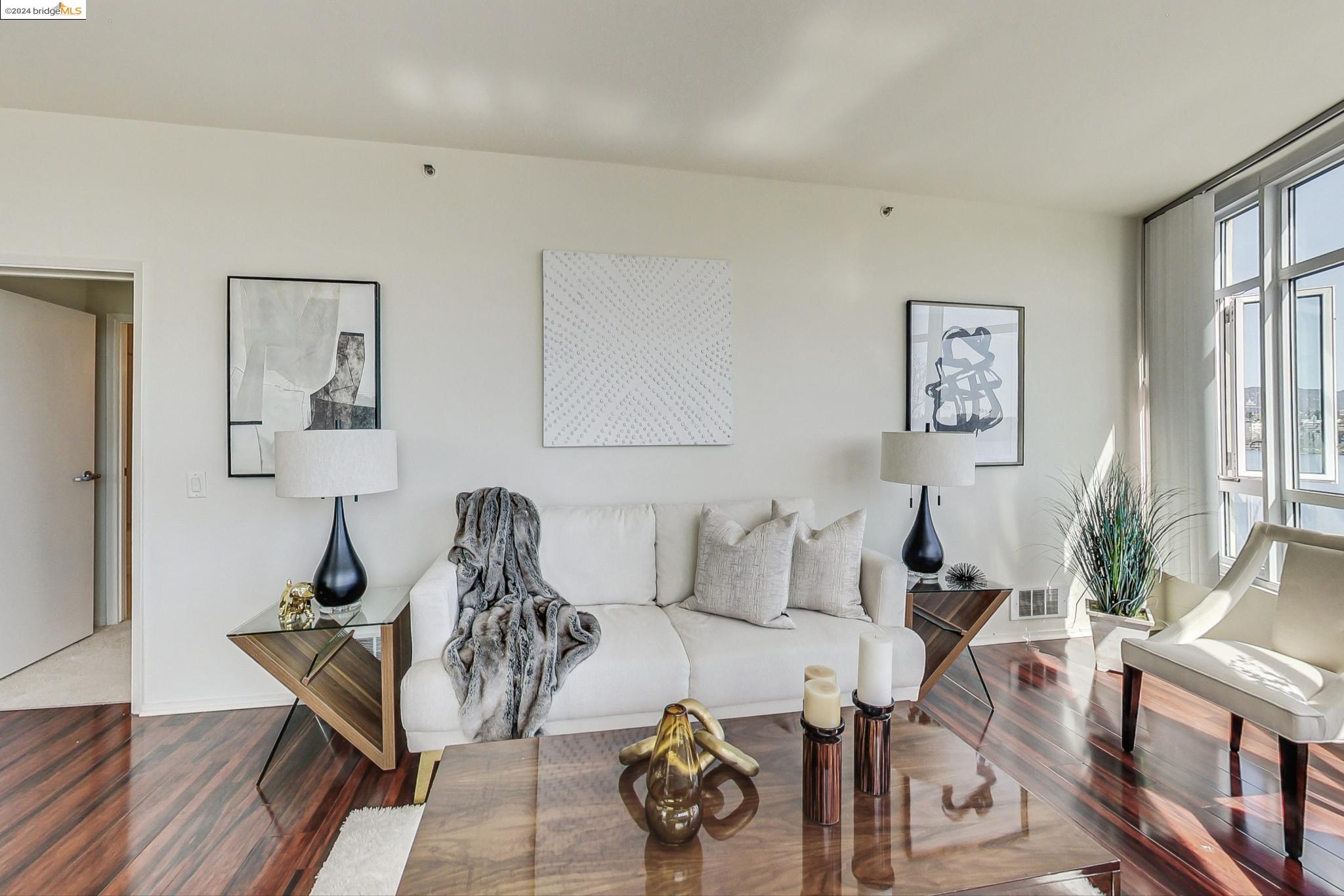 1 LAKESIDE DR # 503