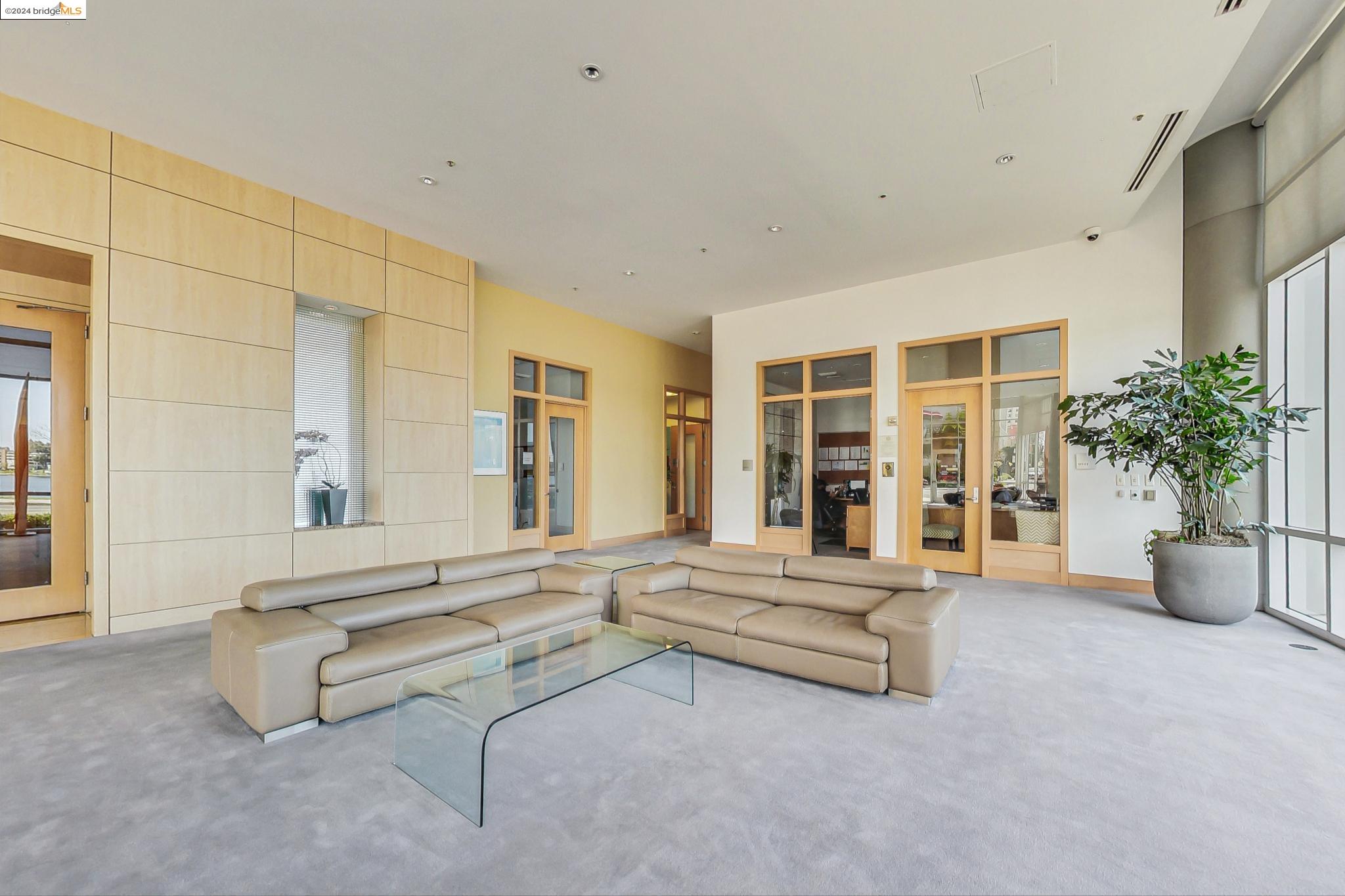 1 LAKESIDE DR # 503