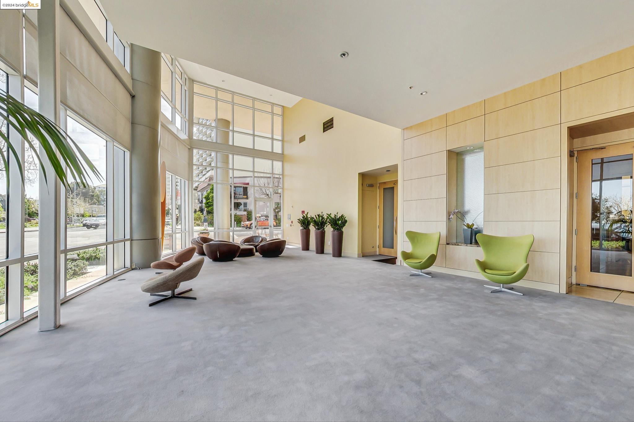 1 LAKESIDE DR # 503