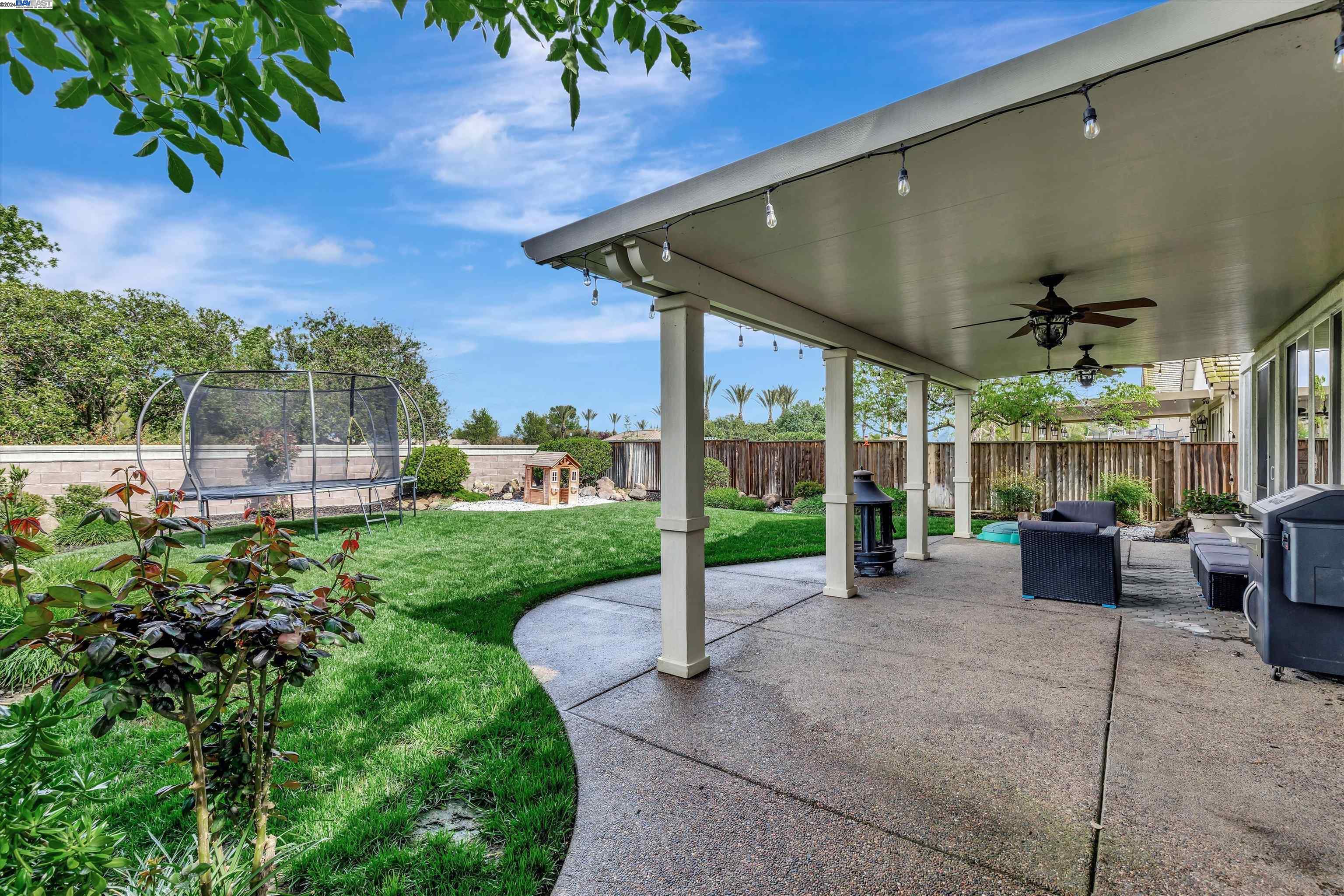 500 Hawthorne