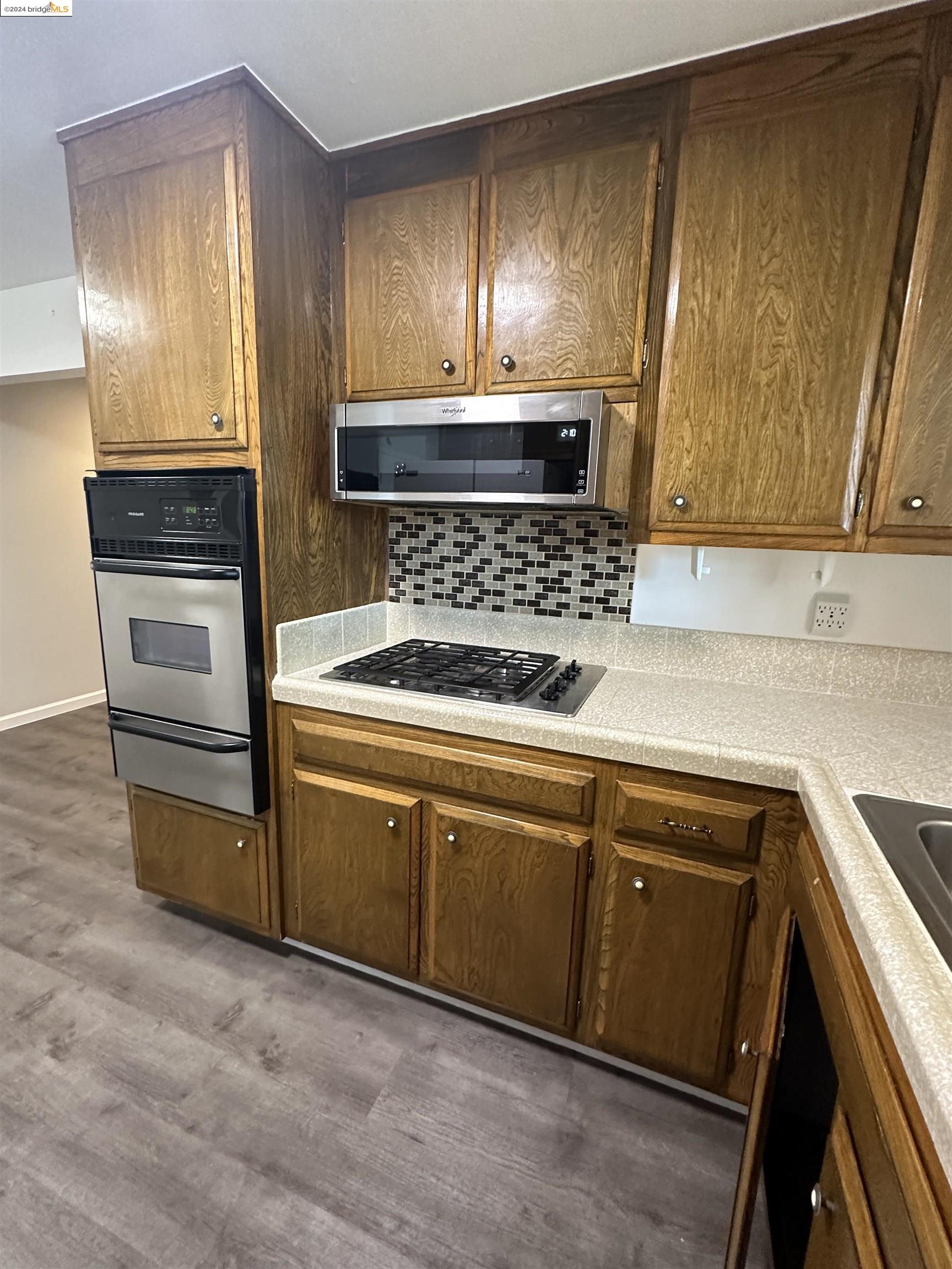 1408 Aster Dr