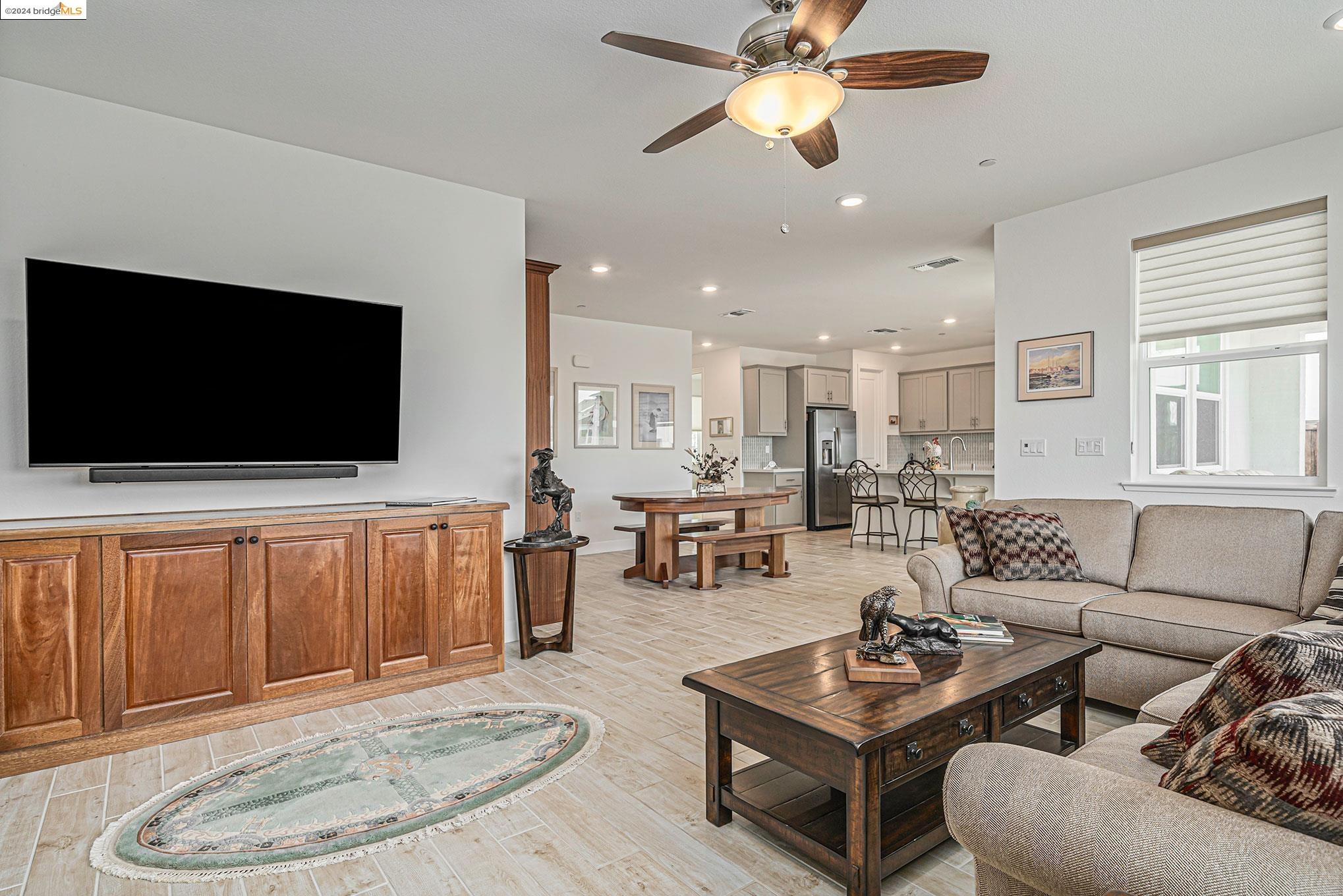 3077 Delta Coves Dr