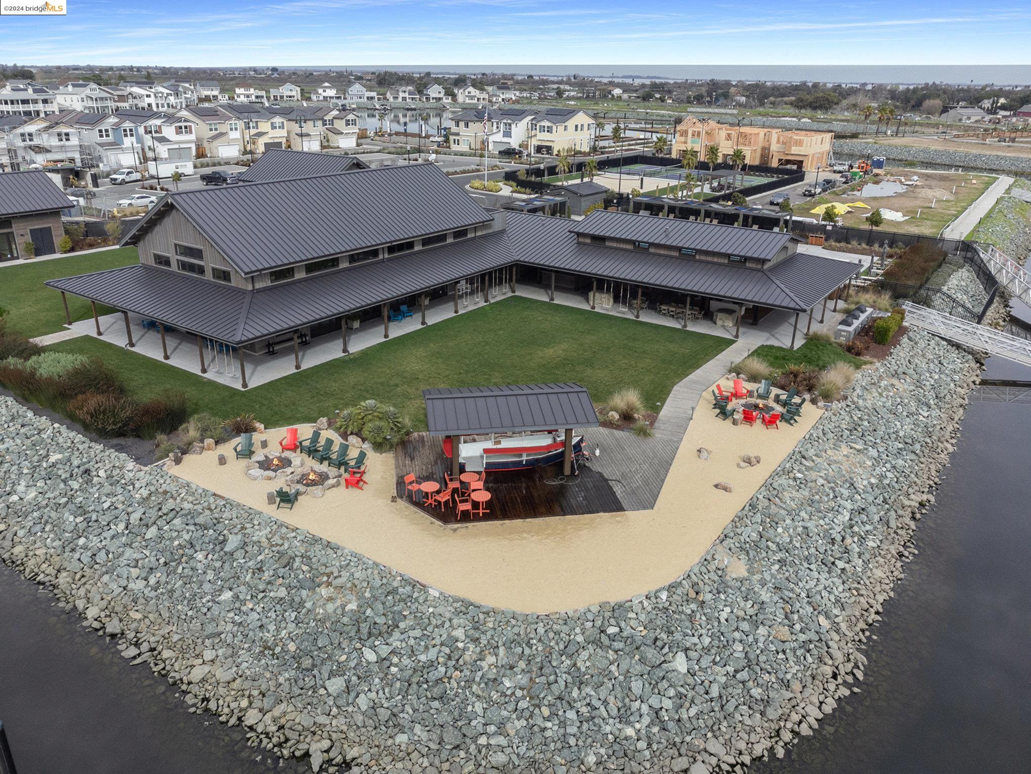 3077 Delta Coves Dr