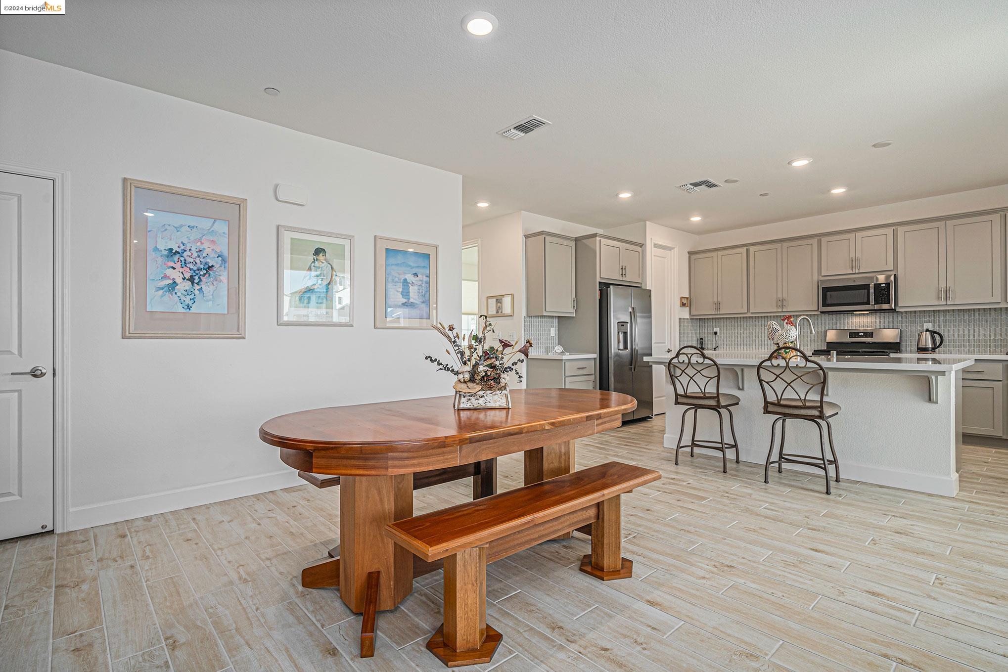 3077 Delta Coves Dr