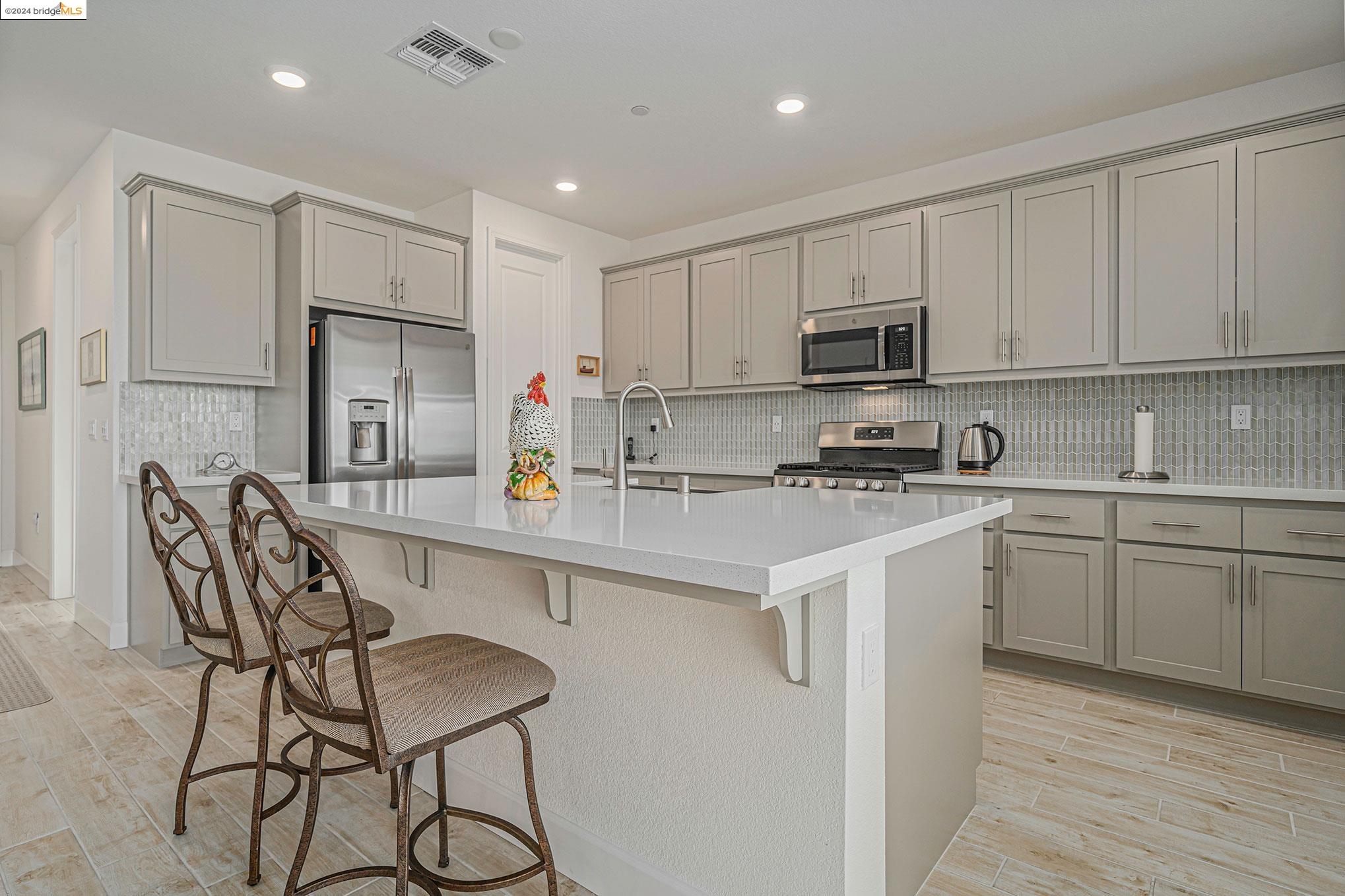 3077 Delta Coves Dr