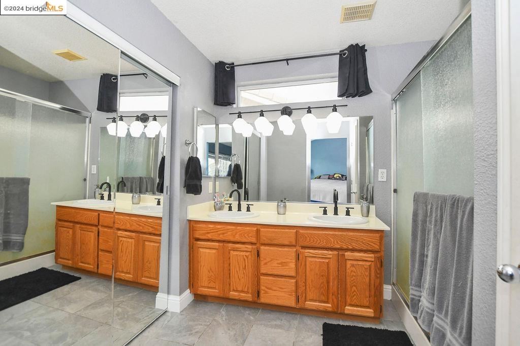 3526 Yacht Drive