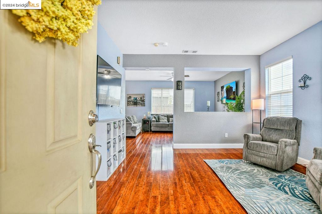 3526 Yacht Drive