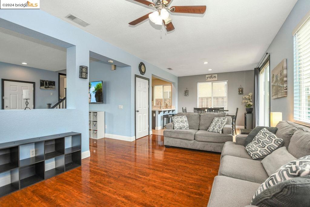 3526 Yacht Drive